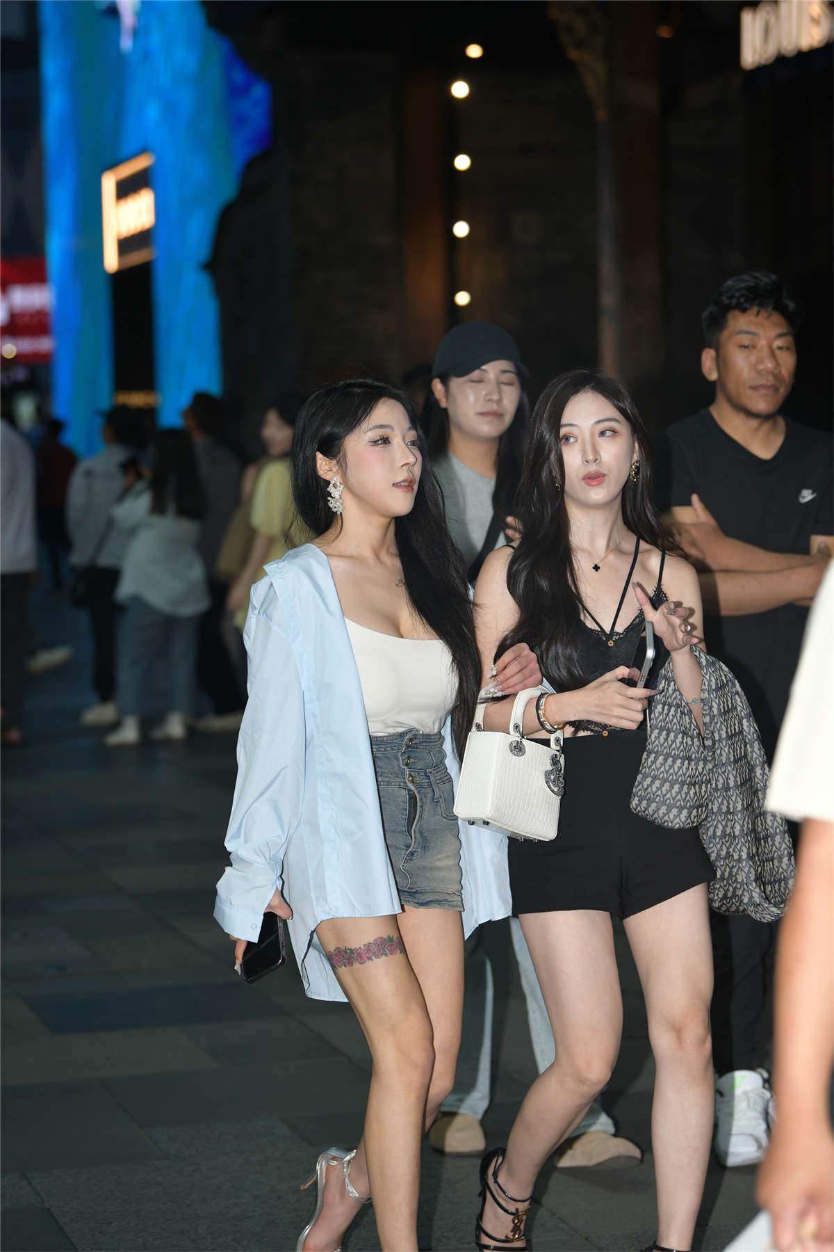 图片[2]-甜美开朗迷人-日更街拍