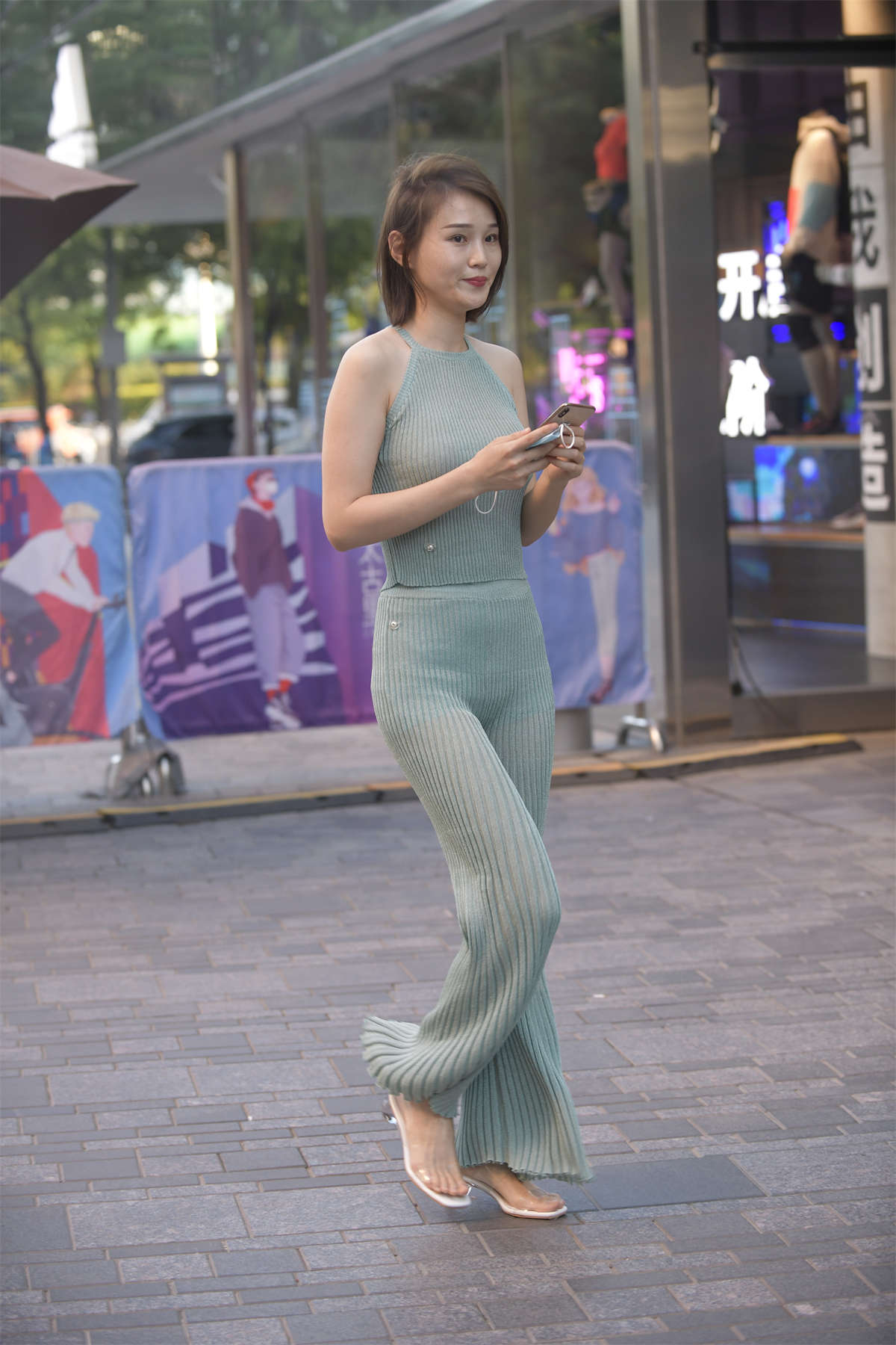 图片[2]-清秀减龄的绿色-日更街拍