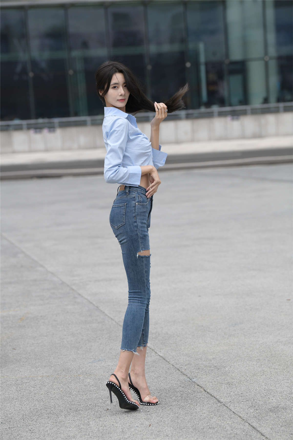 图片[2]-太爱这长腿了-日更街拍