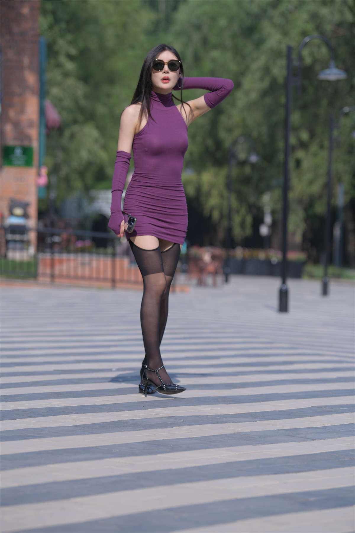 图片[2]-[魔镜原创摄影]一始街拍作品 – 紫色的风铃-日更街拍