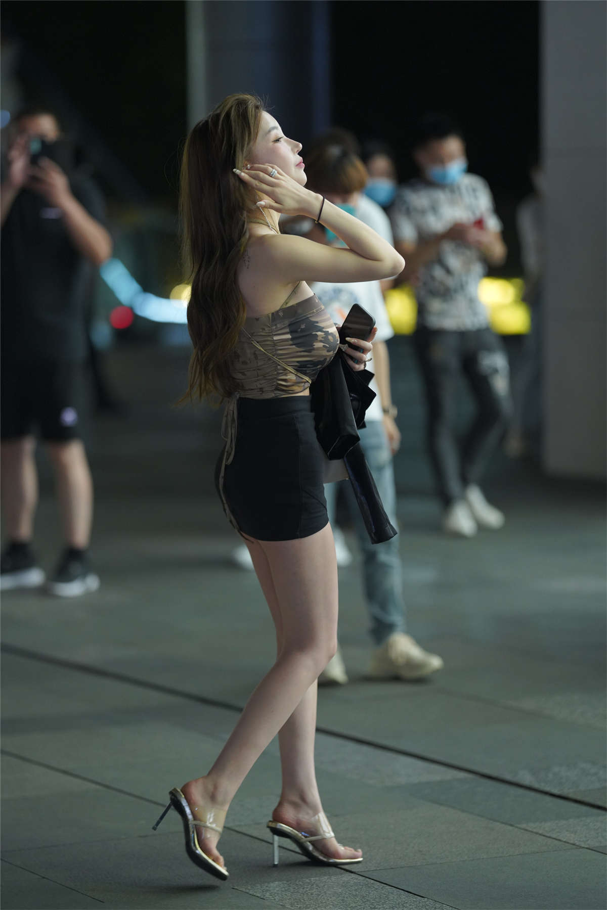 图片[2]-甜美修身裙-日更街拍