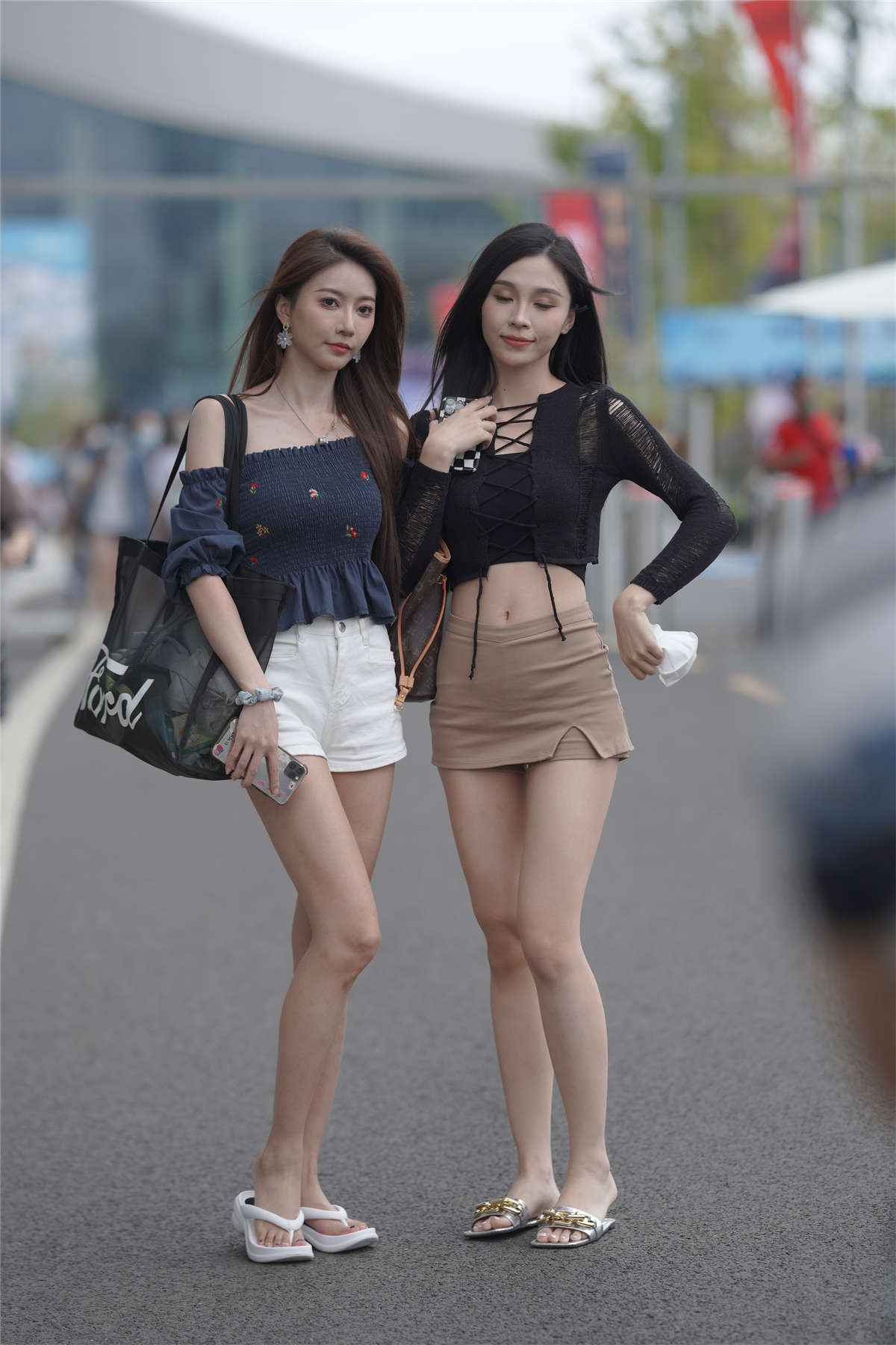 魅力精致靓丽姐妹-日更街拍