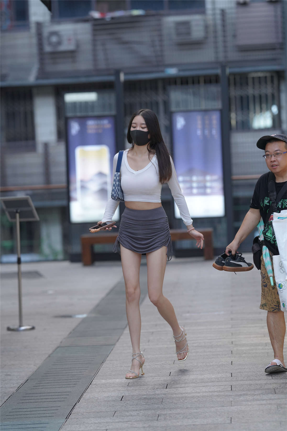 图片[2]-青春的气息长腿美女-日更街拍