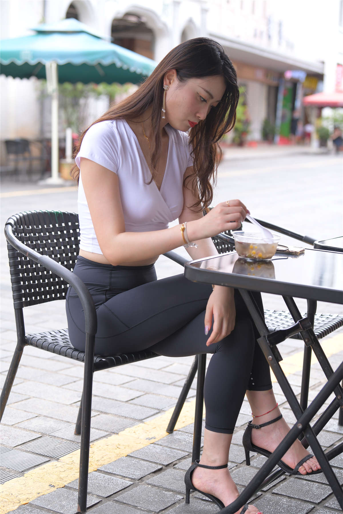 红石旅拍 第三篇 青林黑色瑜伽裤-日更街拍