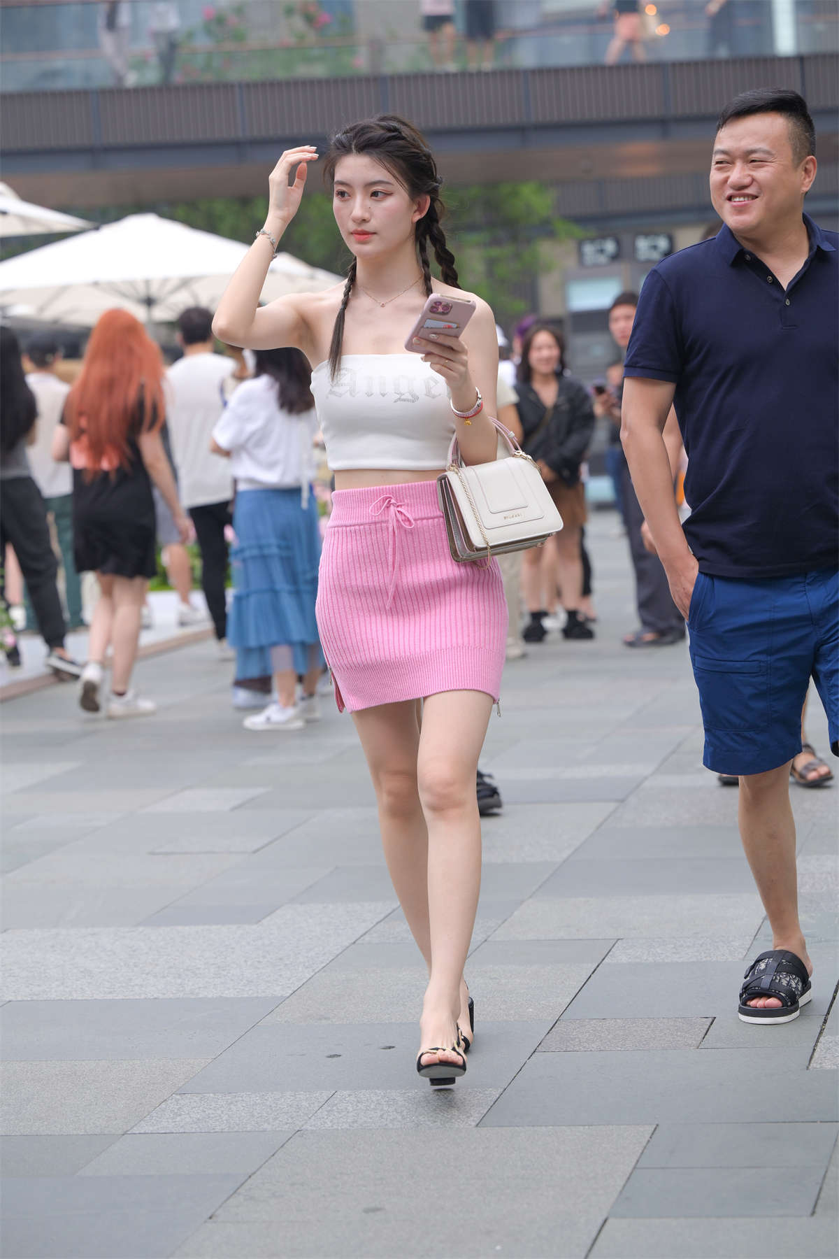 图片[2]-清纯甜美小姐姐-日更街拍