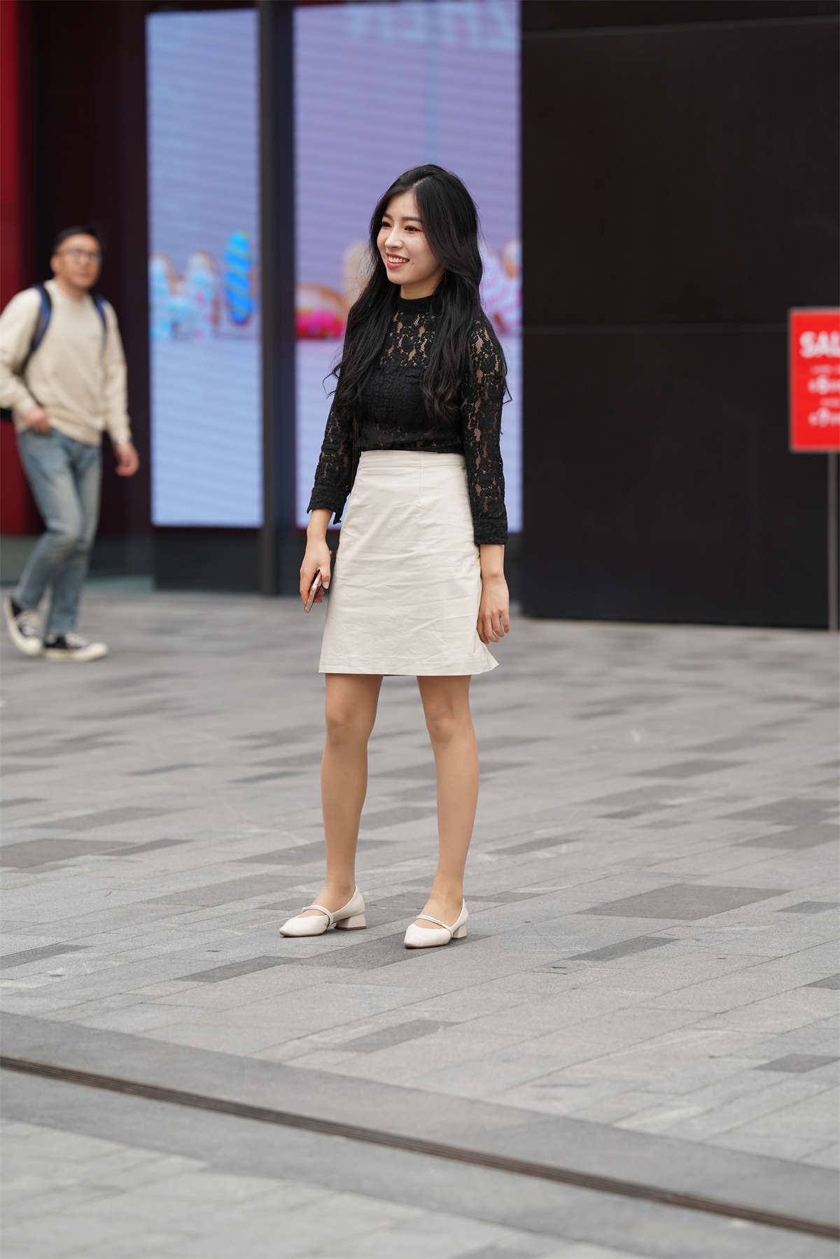 图片[2]-黑白搭配气质御姐-日更街拍