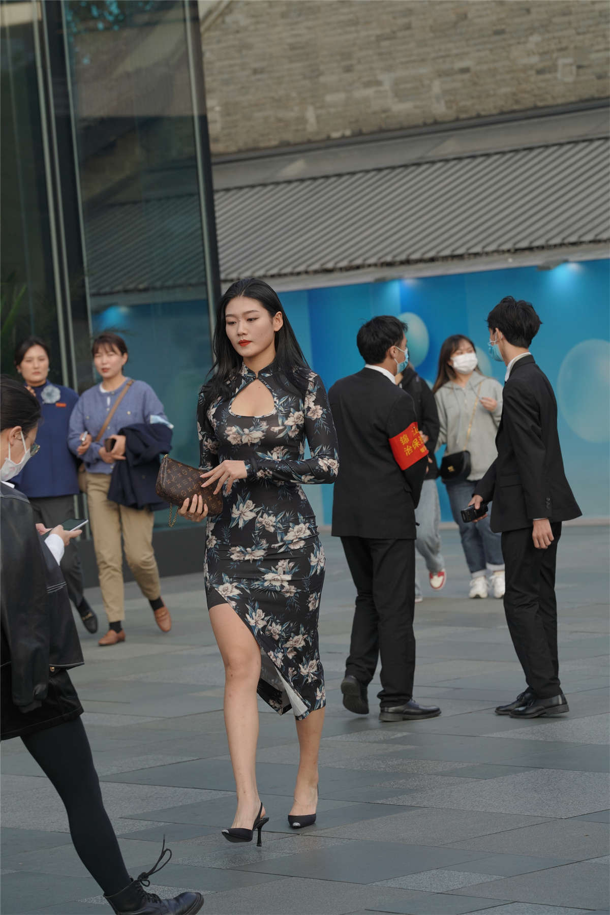 图片[2]-气质旗袍秀-日更街拍