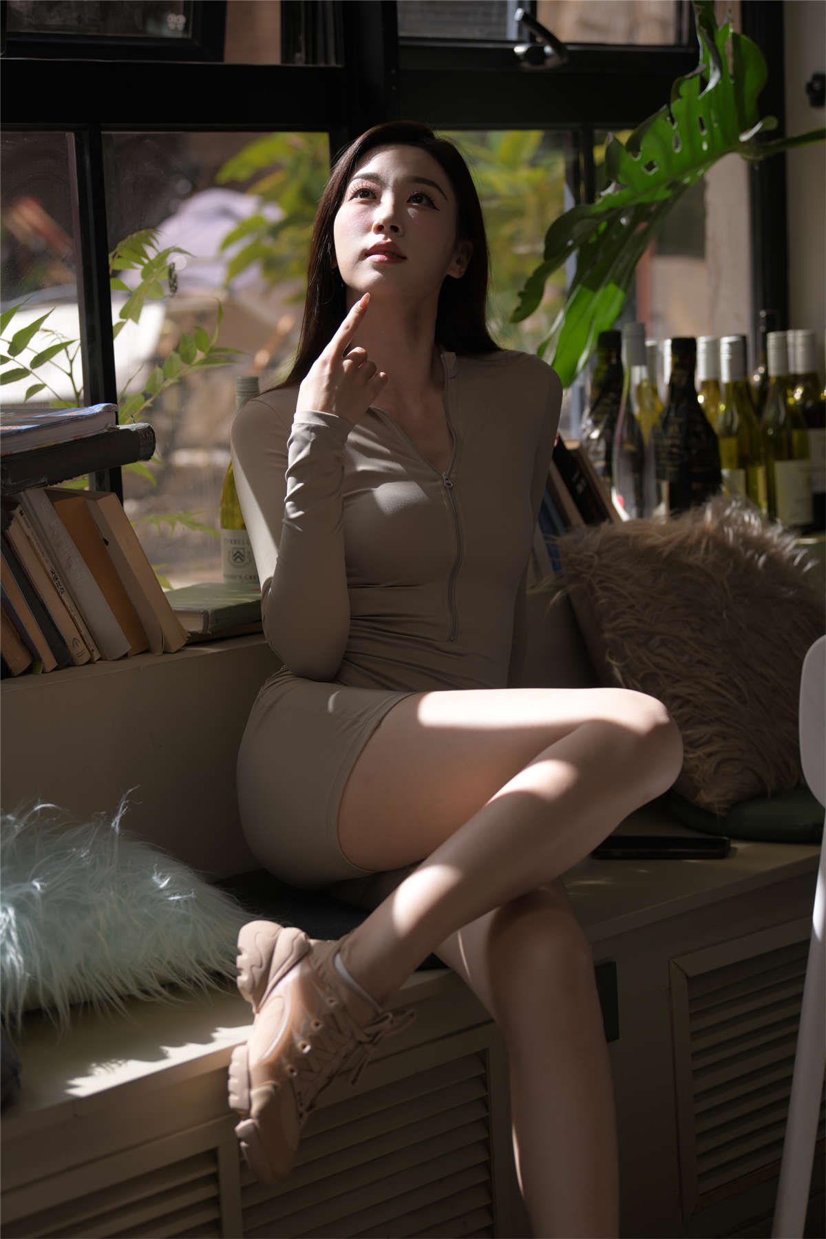 图片[2]-[魔镜原创摄影] 一始街拍作品 法式香榭-日更街拍