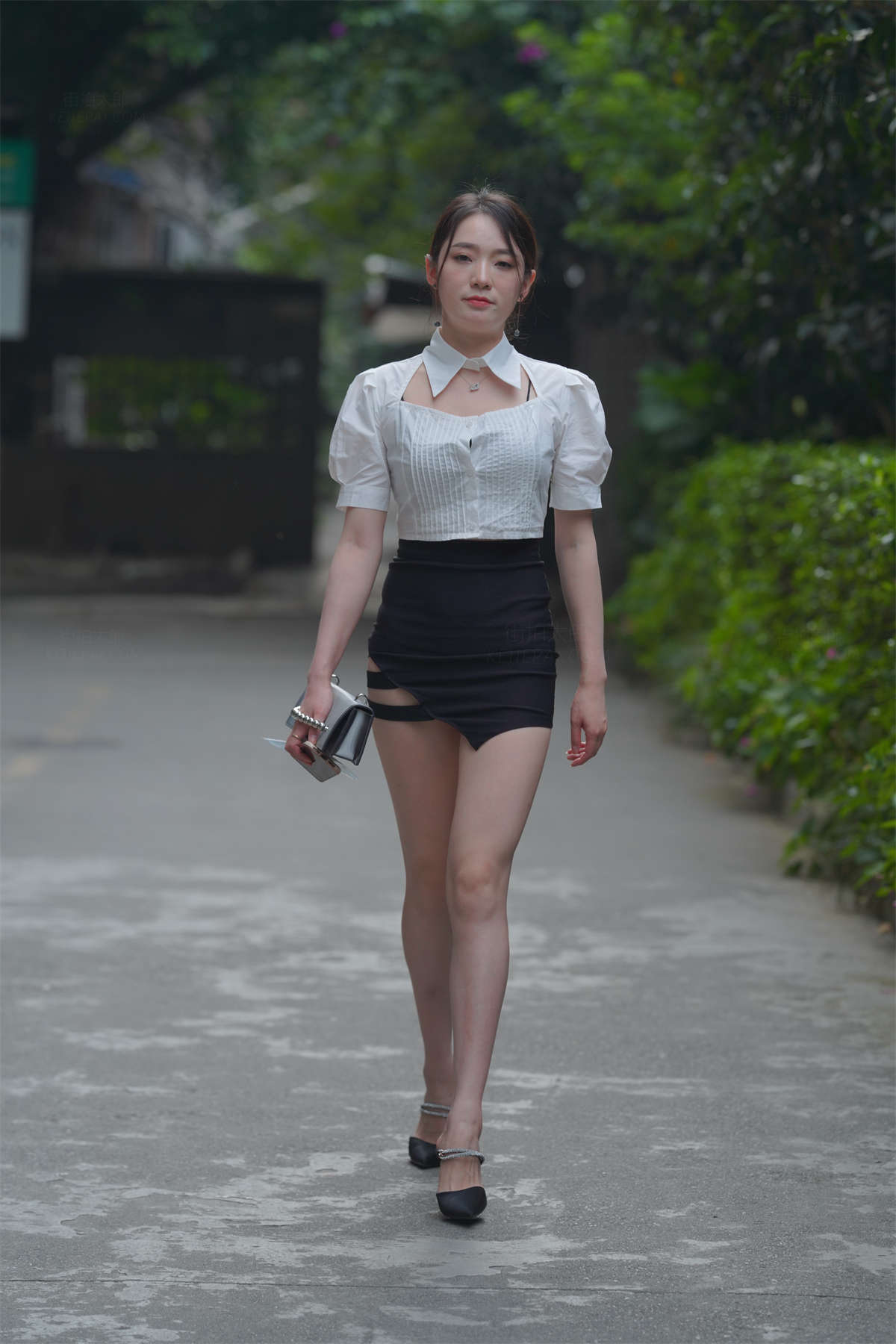 [魔镜原创摄影] 黑白搭配魅力短裙-日更街拍