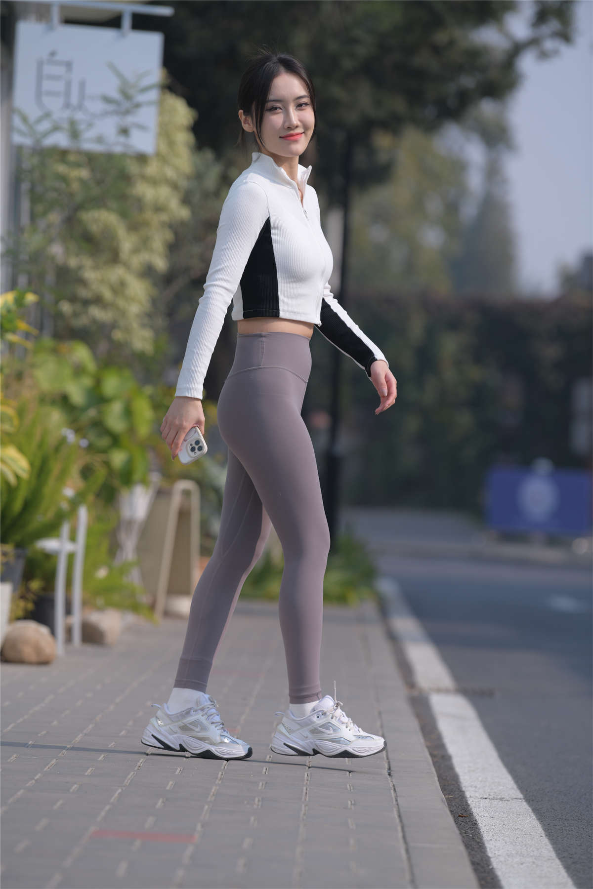 图片[2]-[魔镜原创摄影] 一始街拍作品 冰咖啡-日更街拍