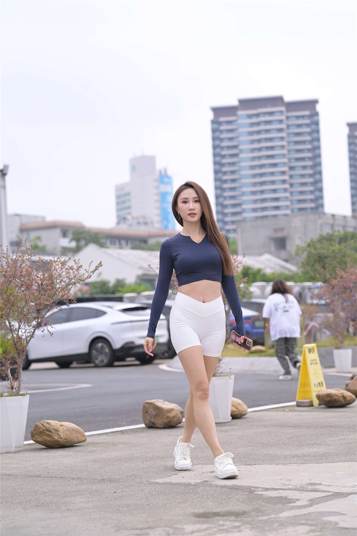 [魔镜原创摄影] 不吃鸡蛋街拍作品 白月光-日更街拍