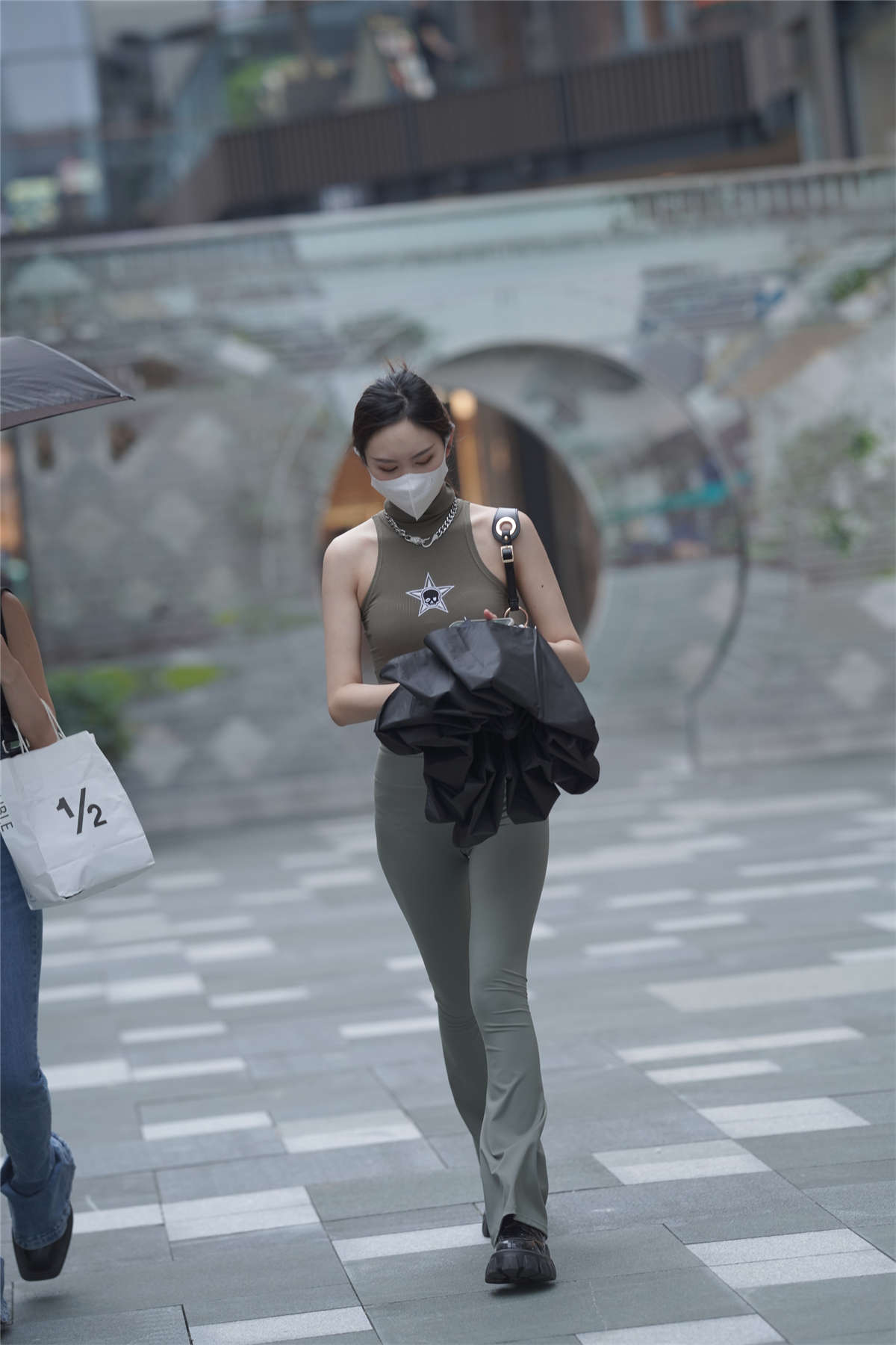图片[2]-时尚运动装-日更街拍