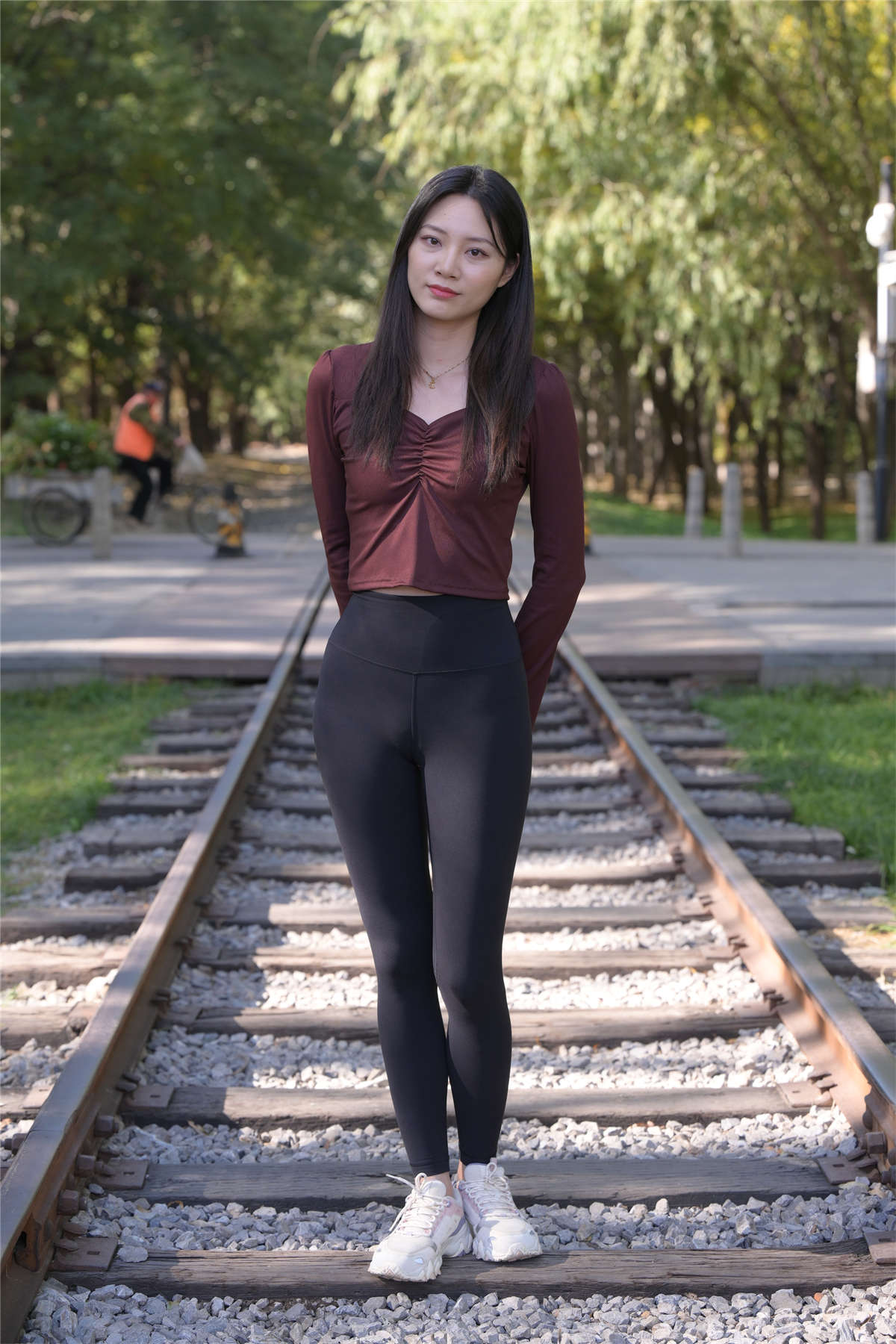 [魔镜原创摄影] 不吃鸡蛋街拍作品 优雅的旋律-日更街拍