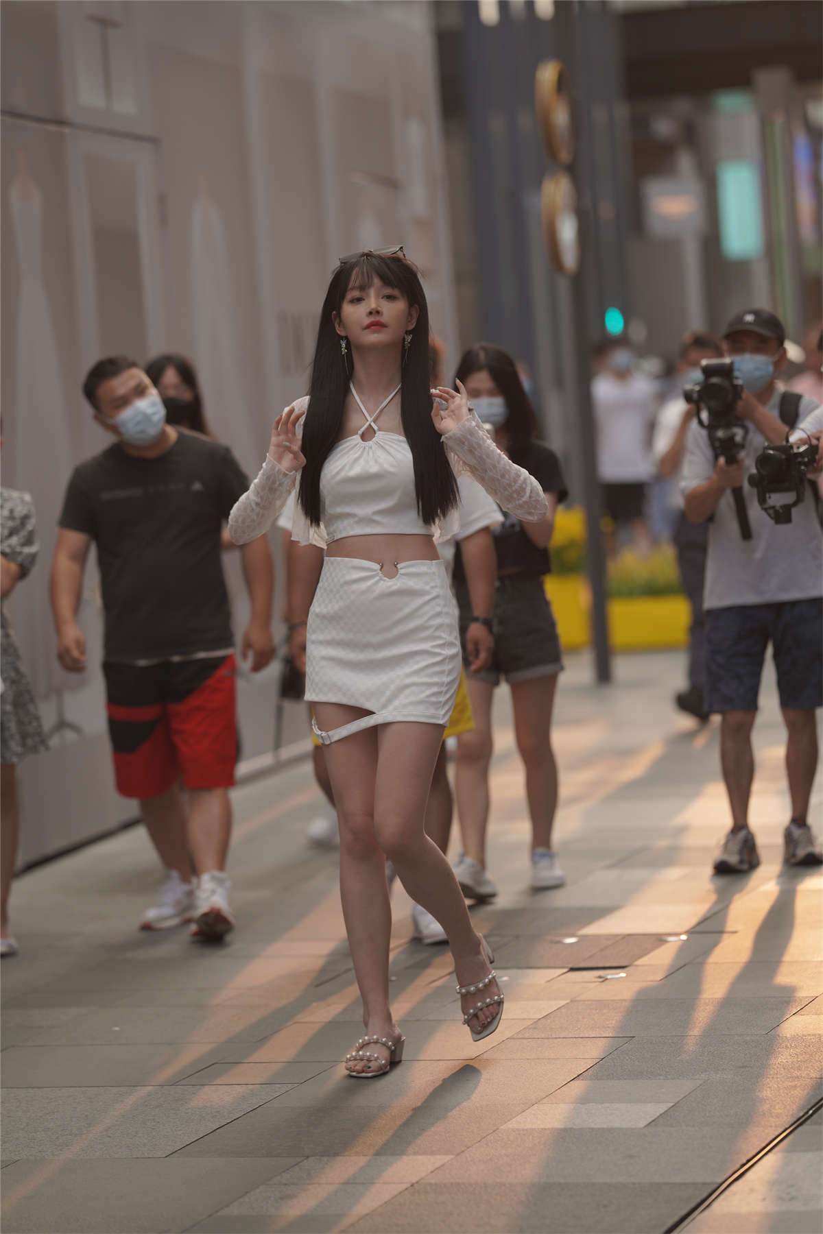 图片[2]-白色套装裙-日更街拍