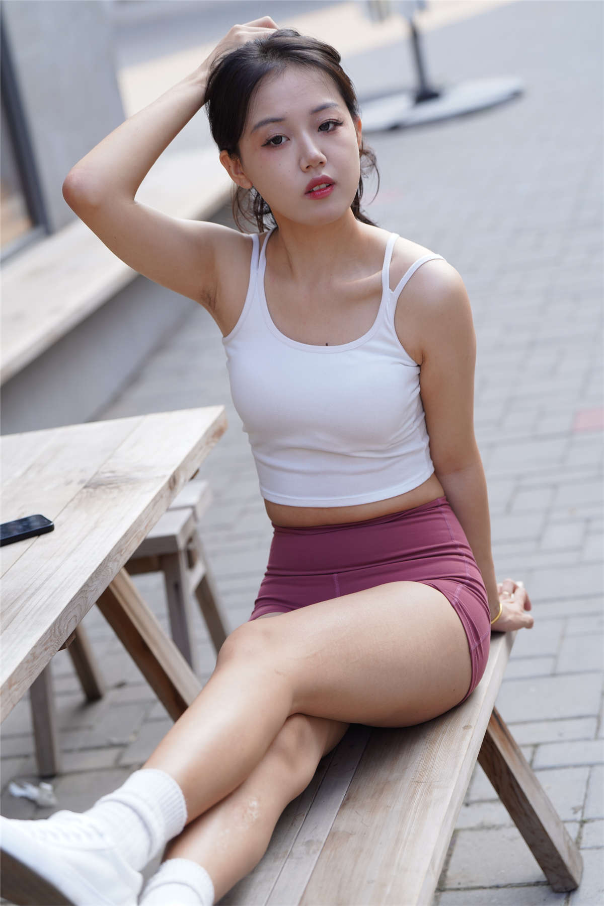 图片[2]-[魔镜原创摄影] kaine模拍作品 红色瑜伽短裤美眉-日更街拍