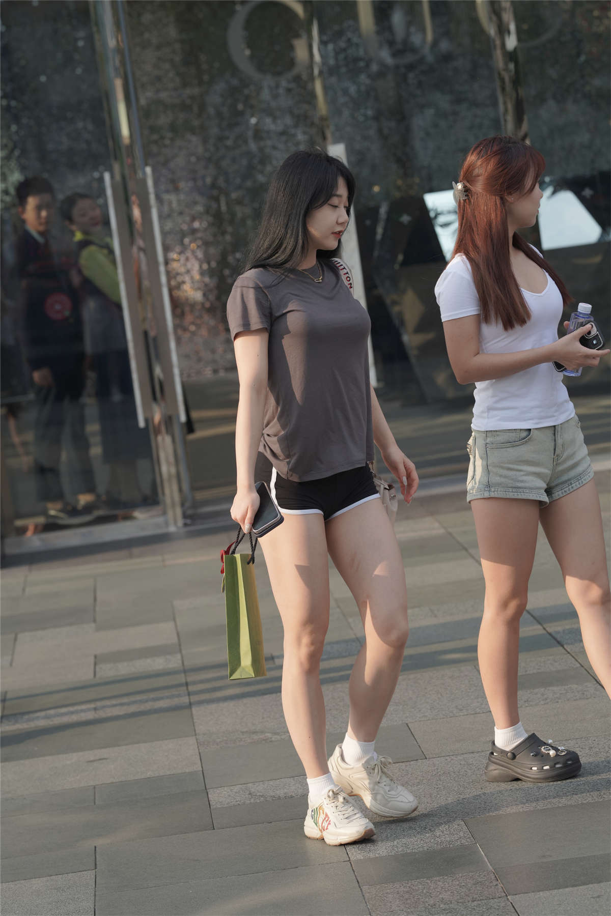 图片[2]-活力甜美女孩-日更街拍