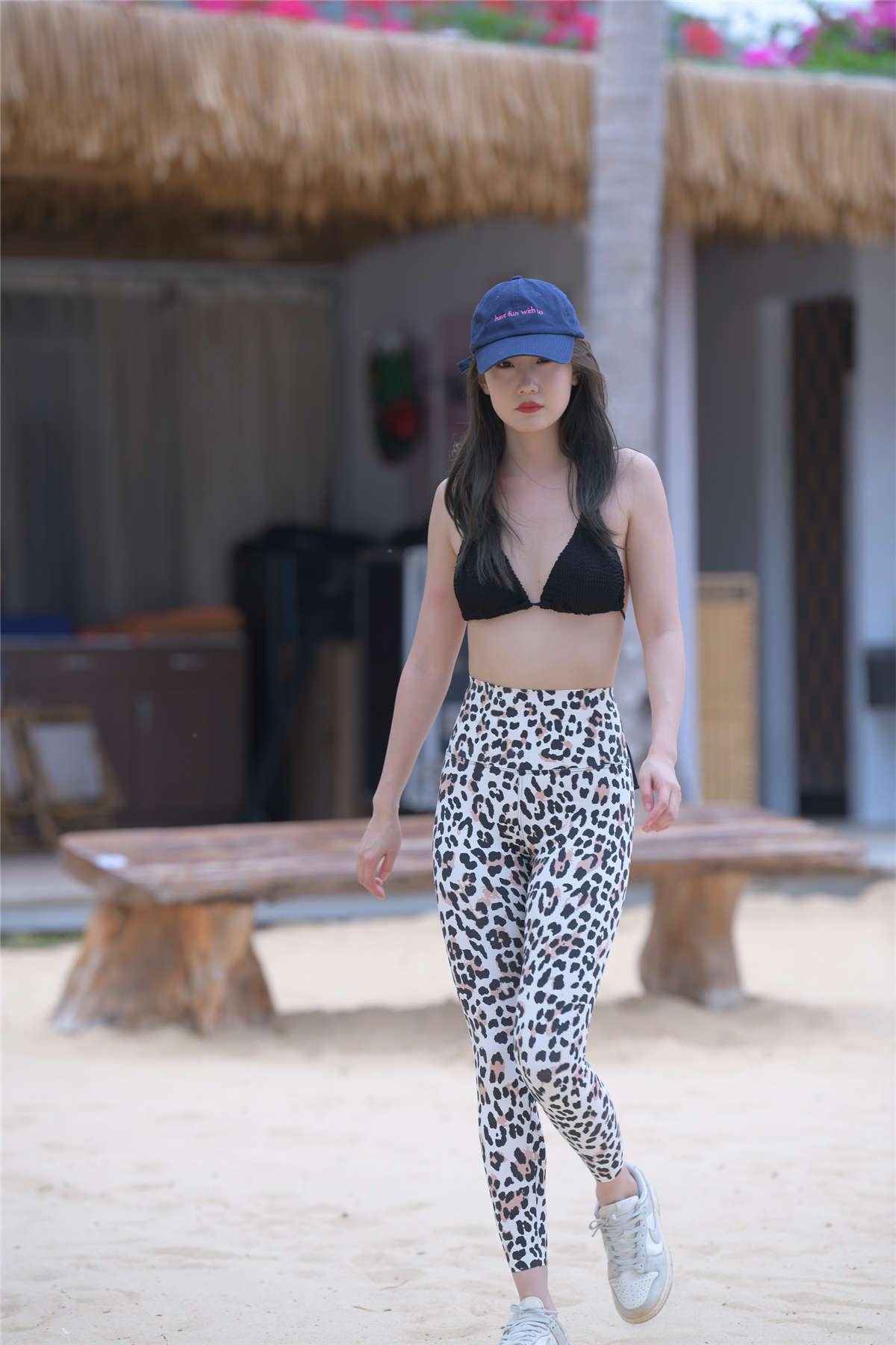 [魔镜原创摄影] 一始街拍作品 小野猫-日更街拍