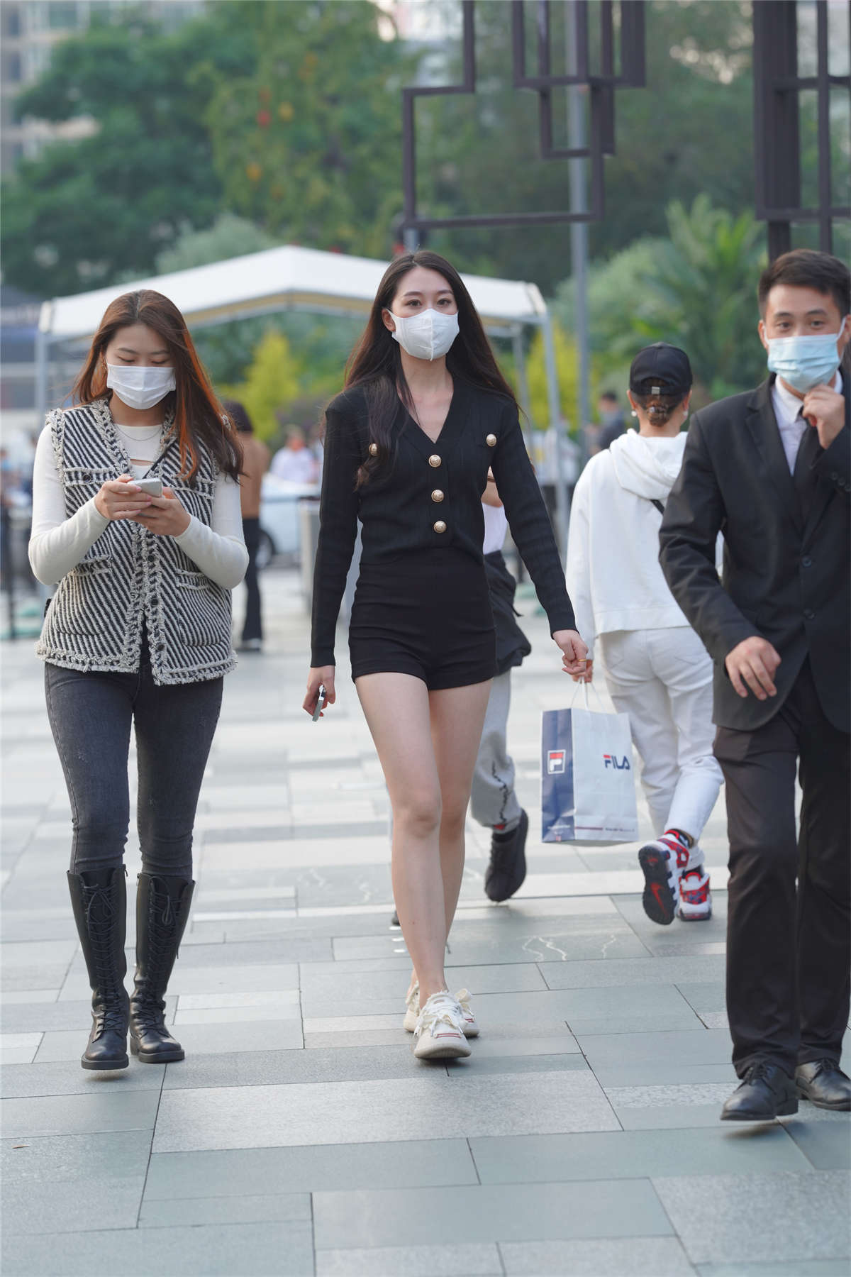 图片[2]-高挑长发美女-日更街拍