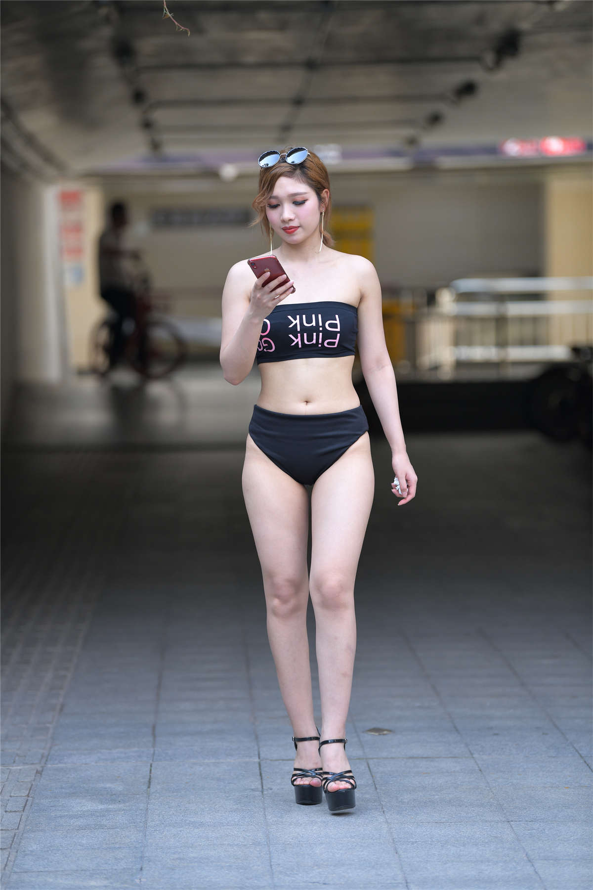 图片[2]-黑色热裤-日更街拍