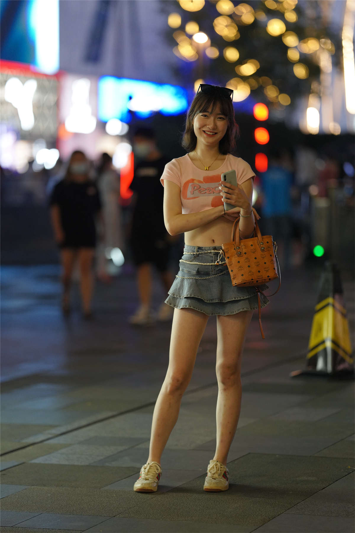 甜美超短牛仔裙-日更街拍