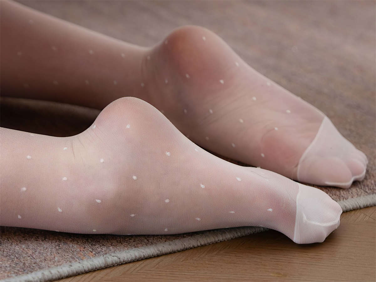 图片[2]-XINGYAN星颜社 2025.04.30 VOL.342 白露lulu-日更街拍