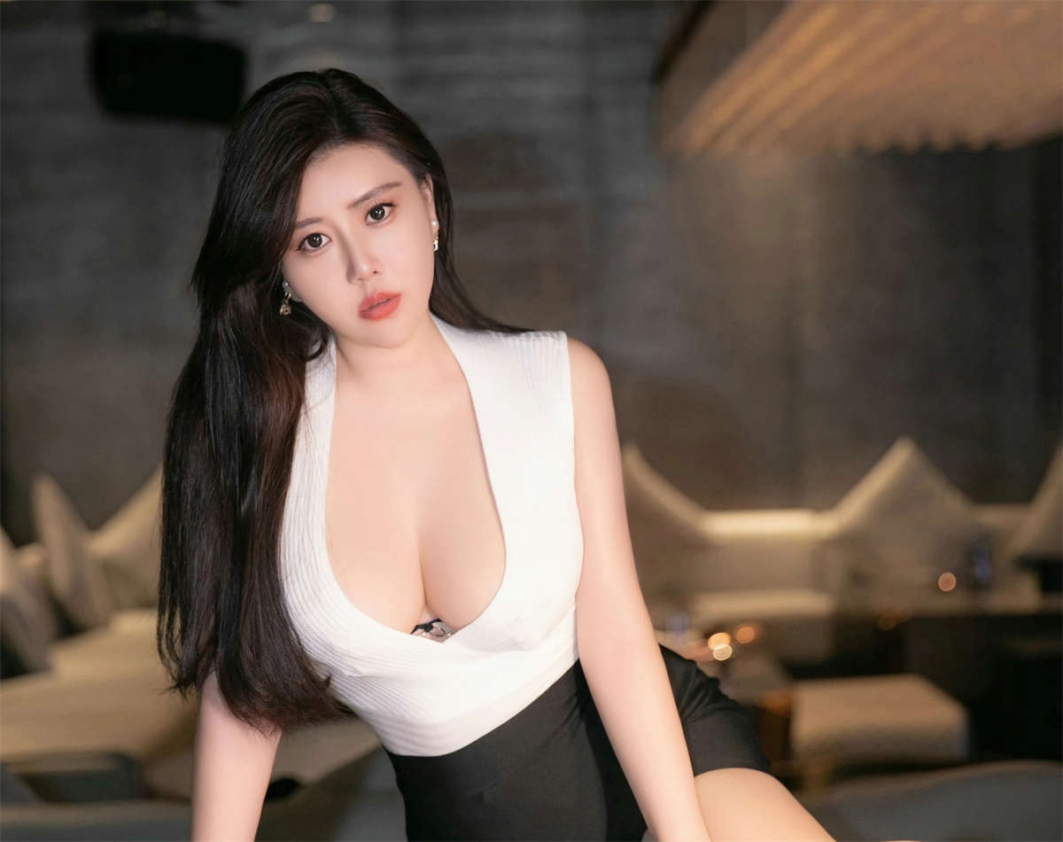 图片[2]-Xiuren秀人网 2024.05.09 No.8505 王婉悠Queen-日更街拍