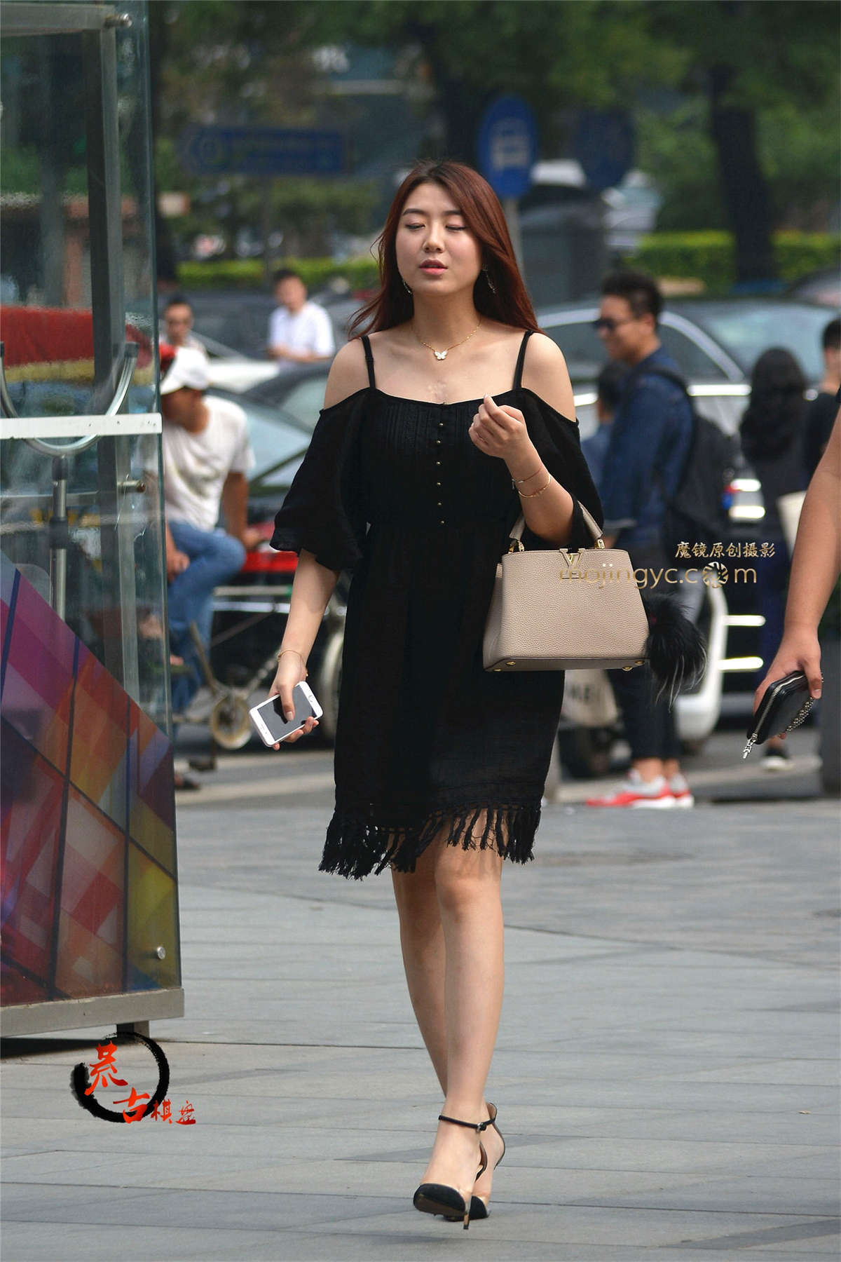 图片[2]-8-13 吊带高跟-日更街拍