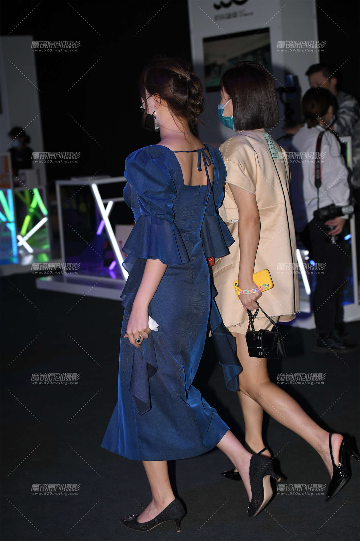 图片[2]-性感的女子-日更街拍