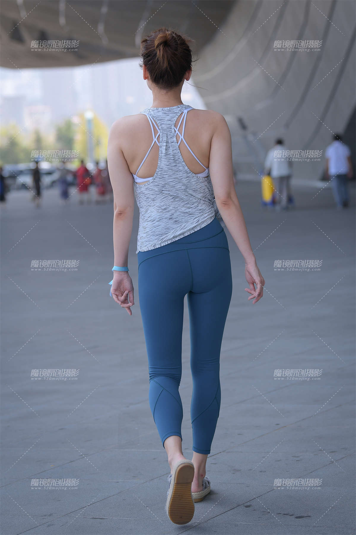 图片[2]-【街拍之魂赛帖】成熟女人的魅力-日更街拍