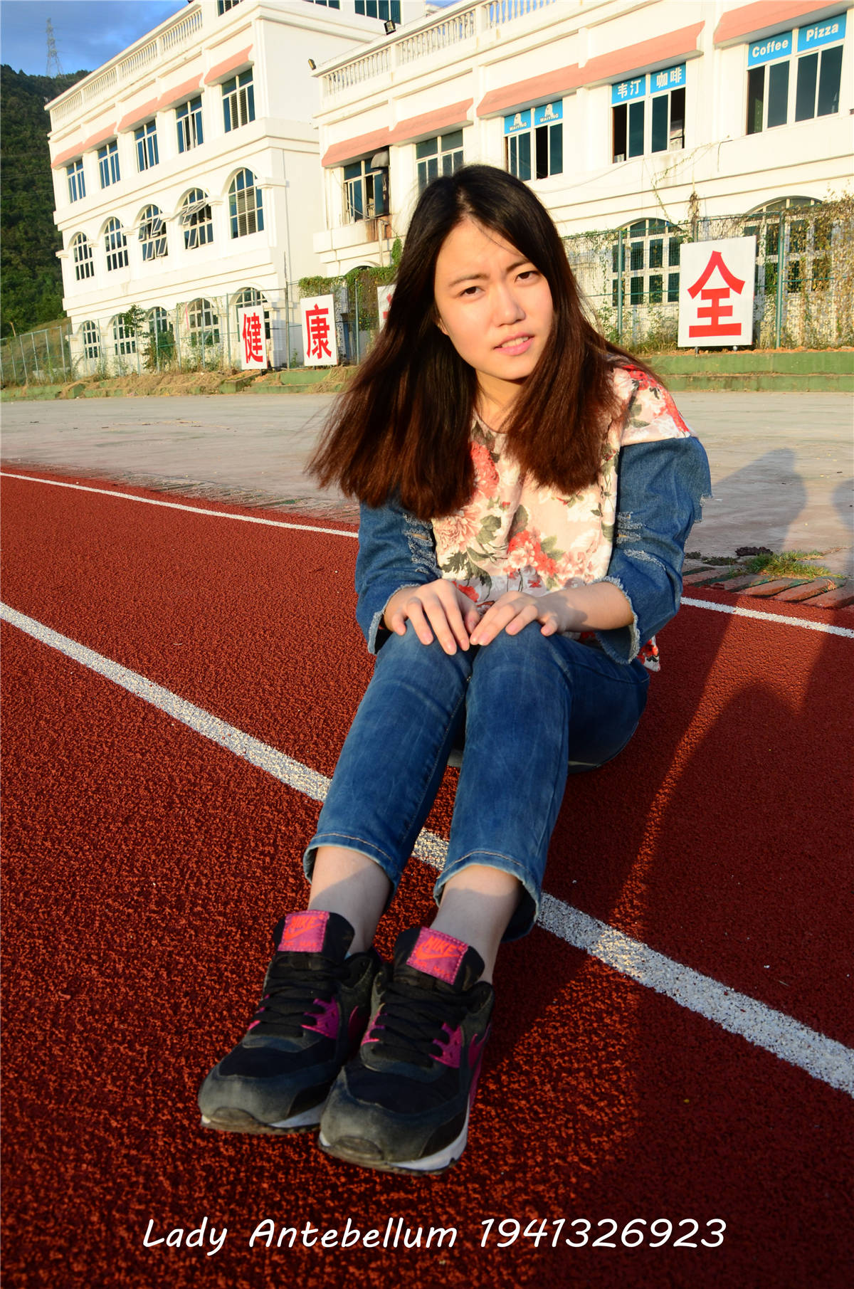 图片[2]-[战前女神] 美腿棉袜女神级摄影套图 072-日更街拍