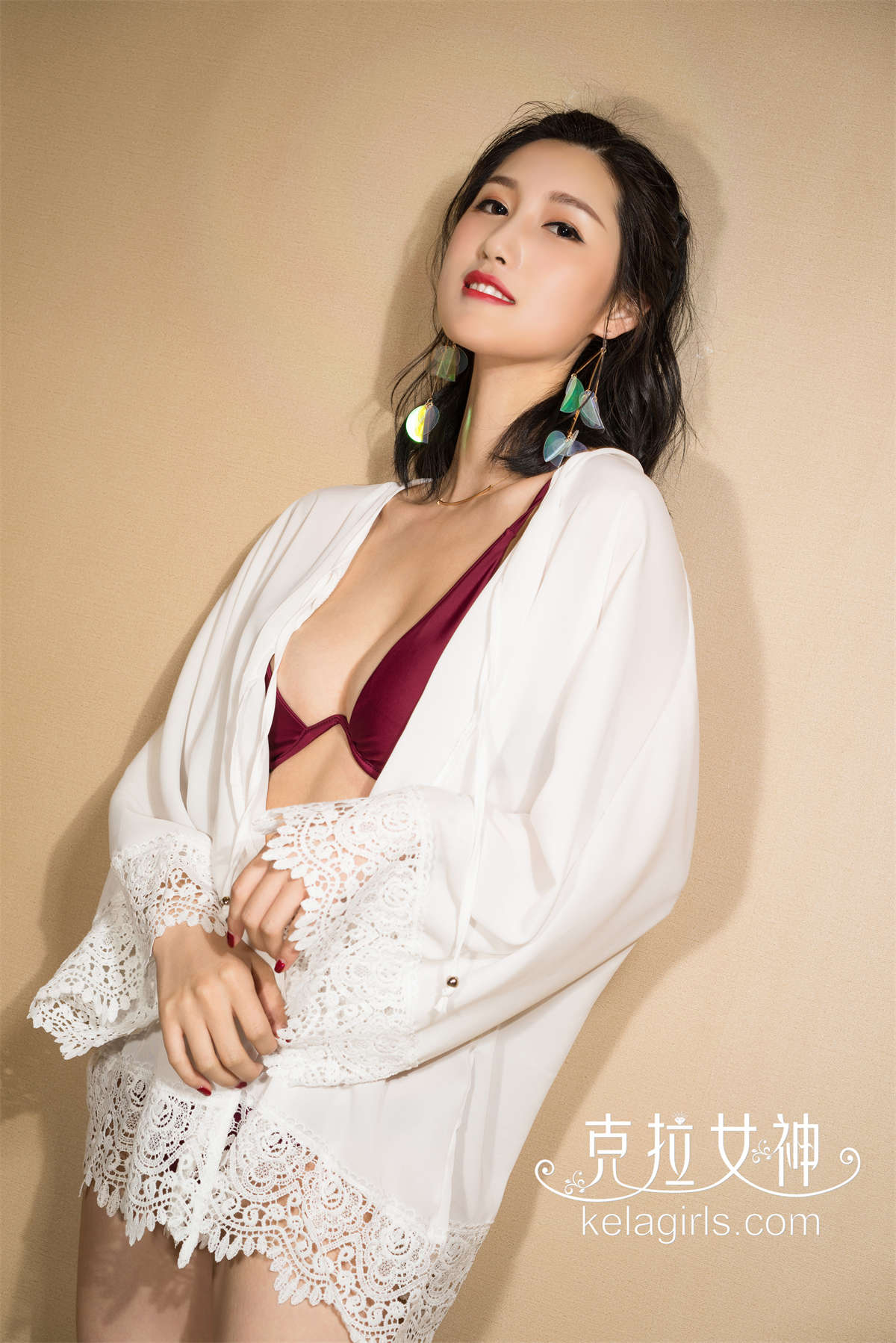 Kelagirls克拉女神 2018.05.21 王睿 清凉一夏-日更街拍