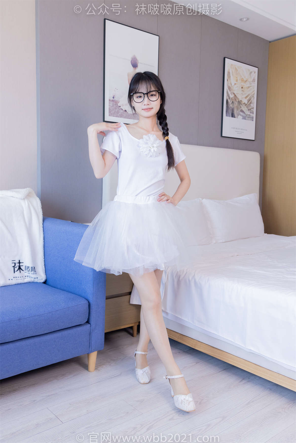 图片[2]-袜啵啵 No.415 甜甜圈-高跟鞋、油亮肉丝（脚尖透明款）、芭蕾舞服 花絮版-日更街拍