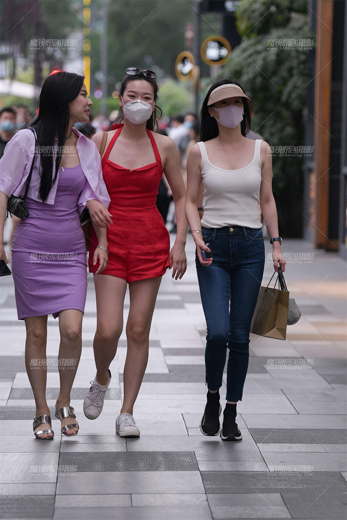 【视觉冲击赛贴】暴风雨前的紧牛-日更街拍