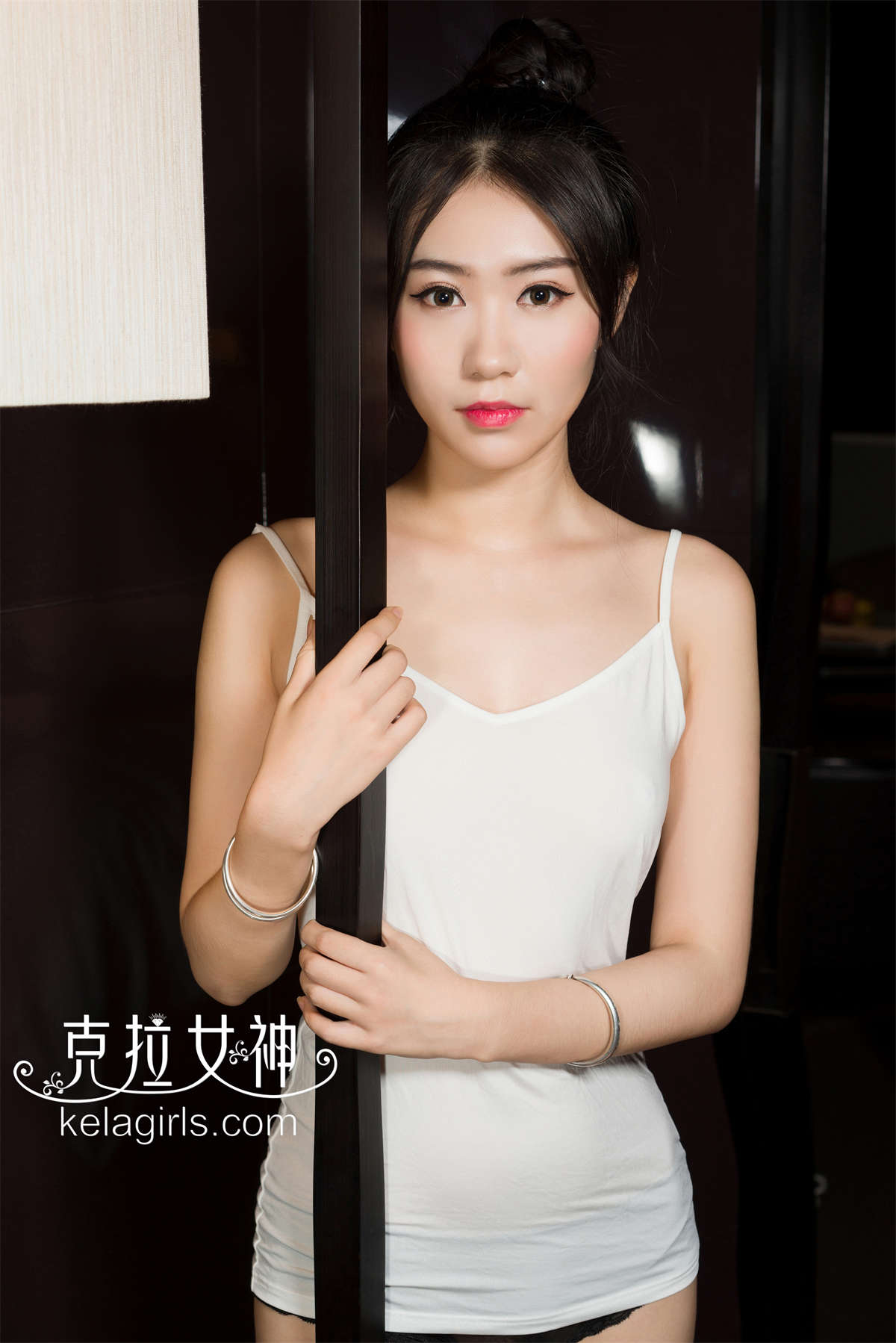 Kelagirls克拉女神 2017.06.10 小鹿 珠圆玉润-日更街拍