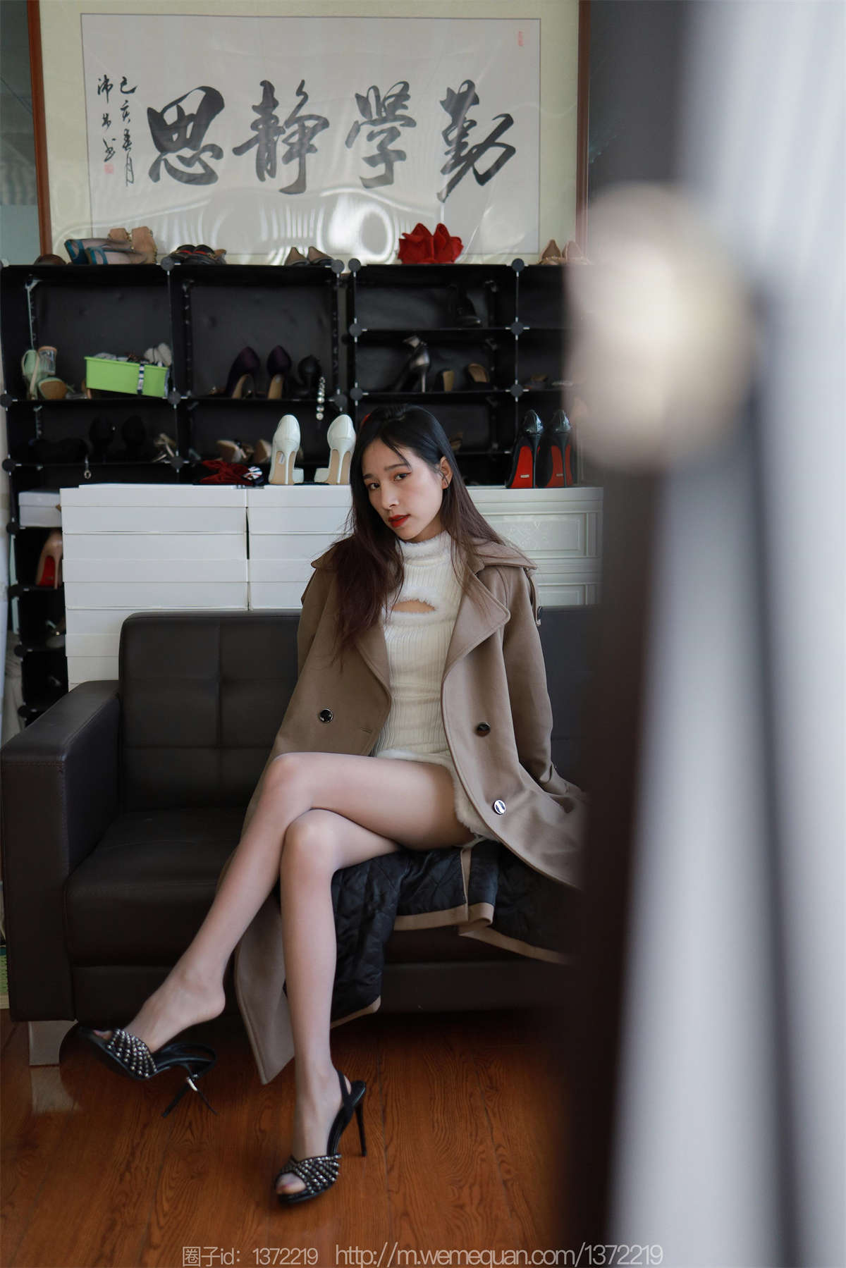 图片[2]-IESS异思趣向 2023.01.01 丝享家1316：美子 外套短裙-日更街拍