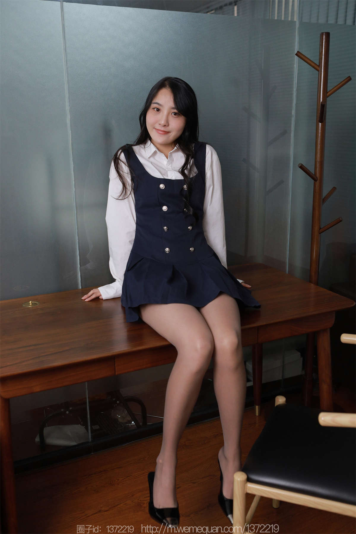 IESS异思趣向 2023.01.02 丝享家1317：婉萍 学苑短裙-日更街拍