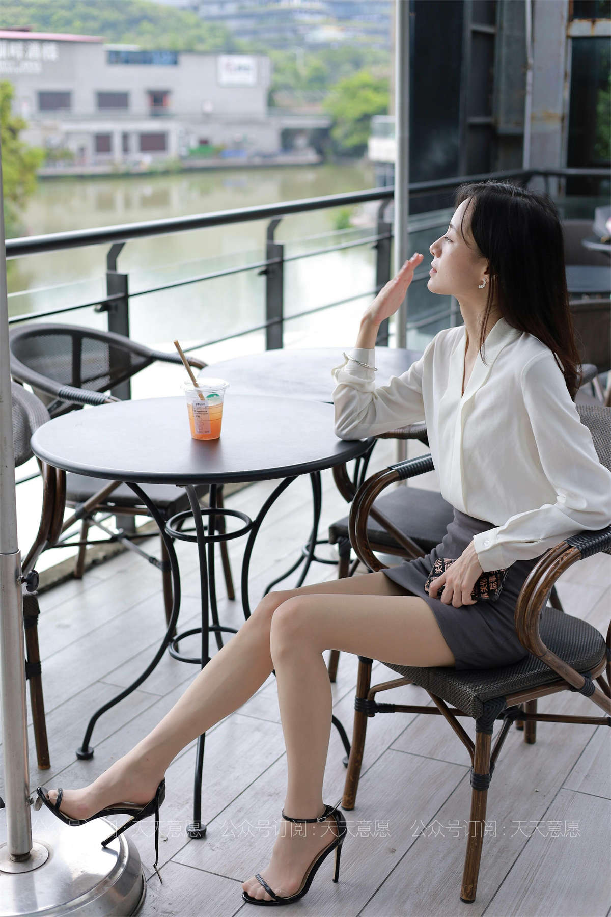 图片[2]-IESS异思趣向 丝享家855期：小六 白色OL装-日更街拍