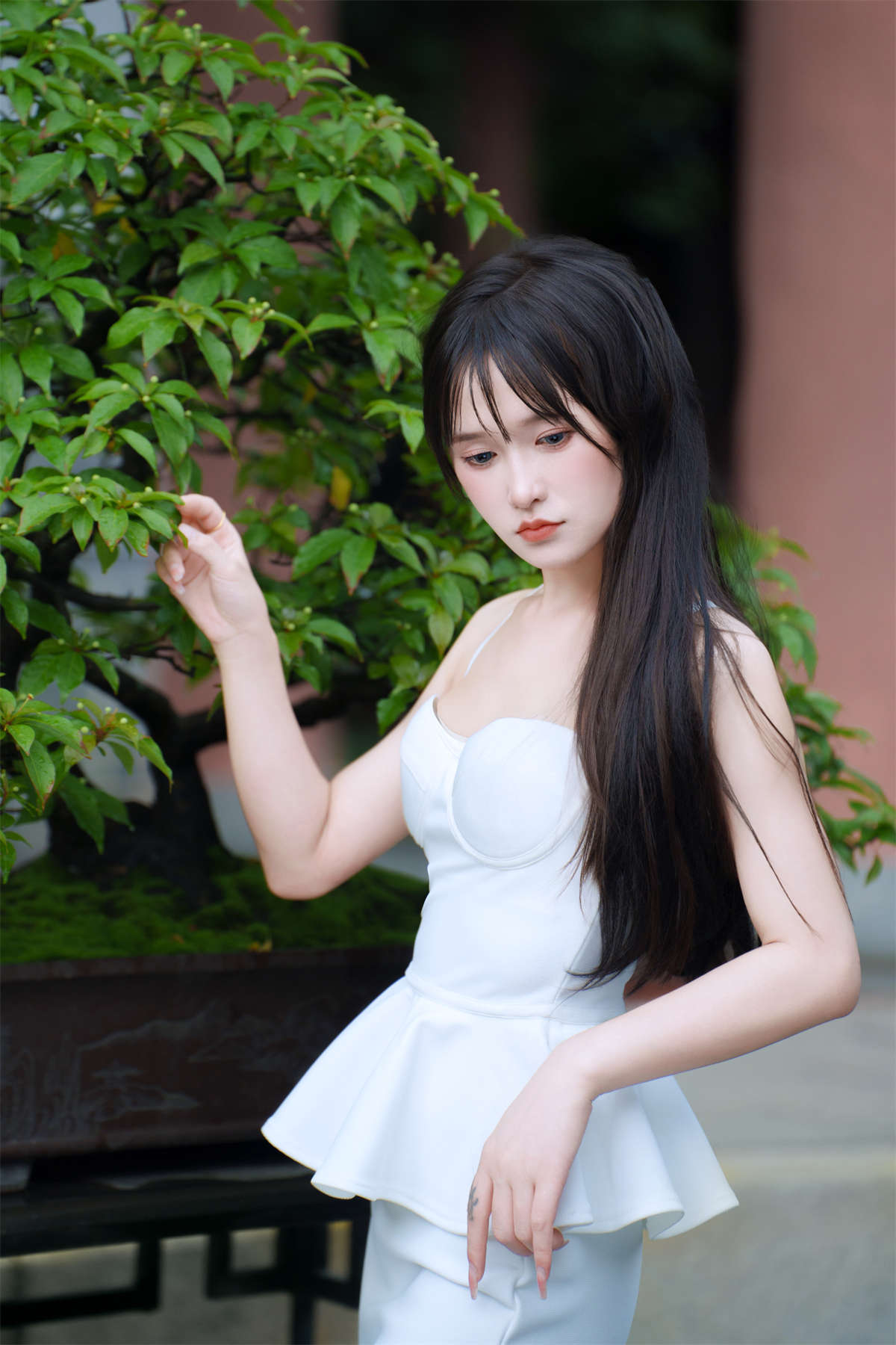 YITUYU艺图语 2024.09.08 玫瑰诗 小小雨插图1