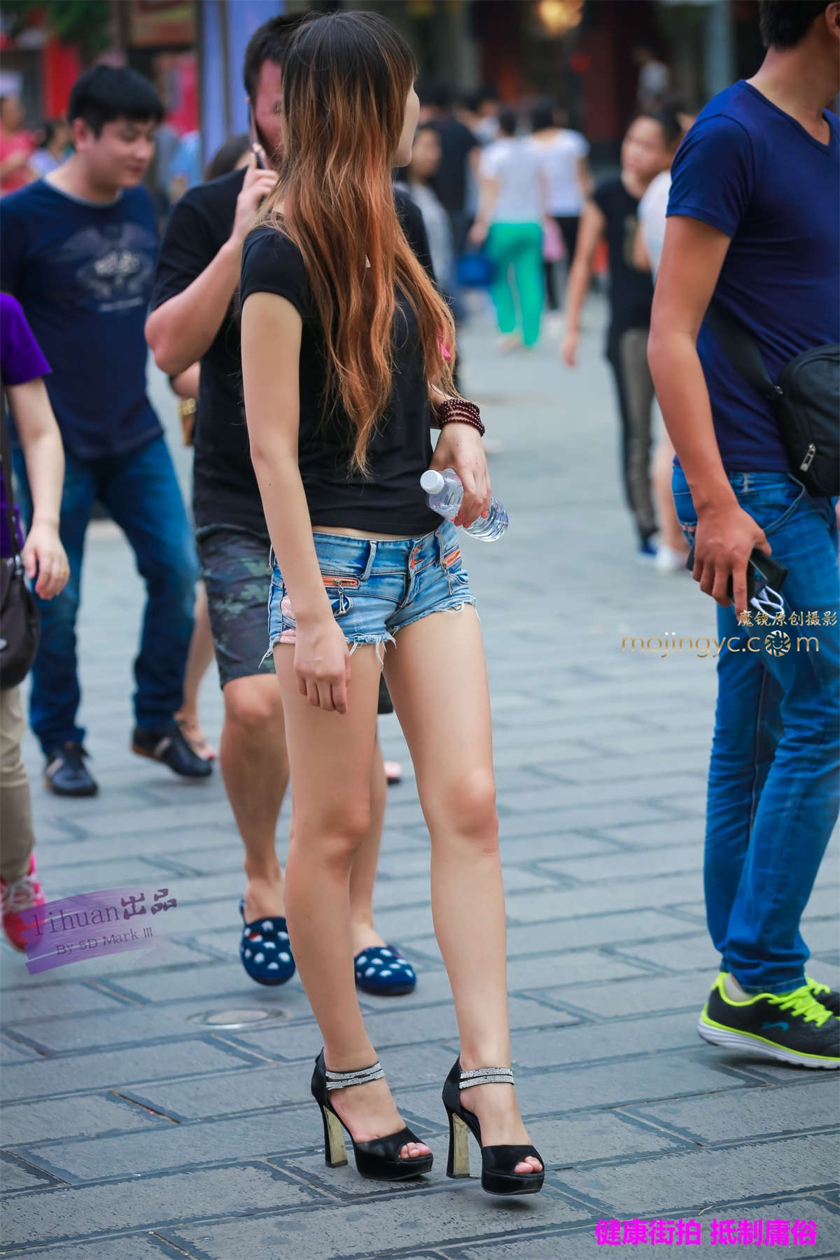 图片[2]-李欢原创-长腿，紧身短裤（20）-日更街拍