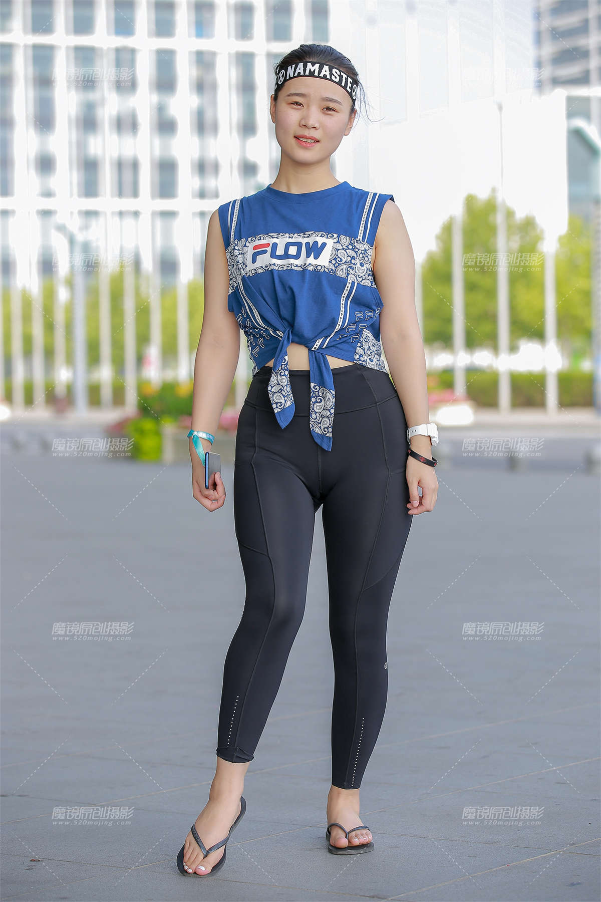 黑瑜伽裤学员-日更街拍