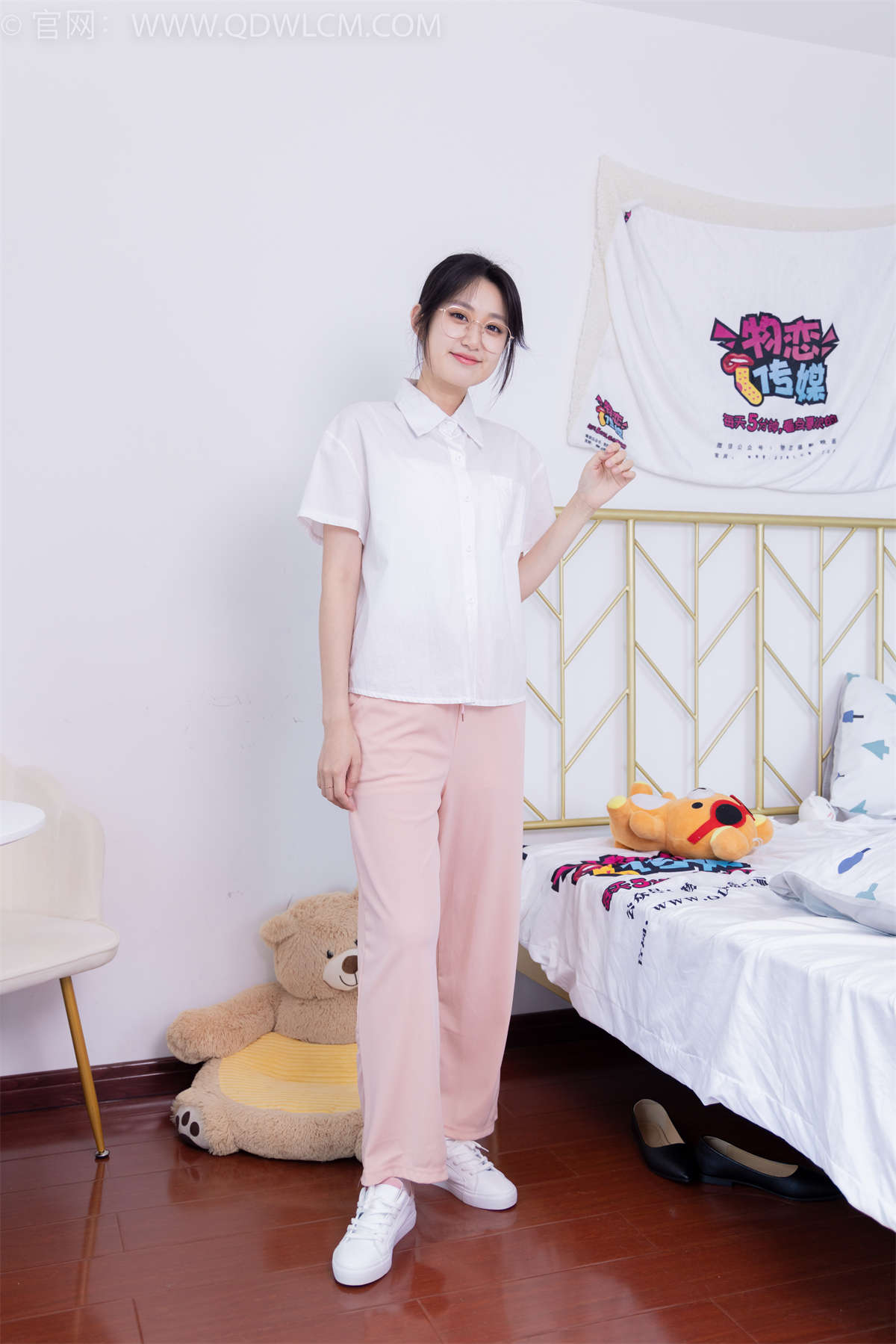 物恋传媒 NO.1655 小敏-万事藏于心-日更街拍