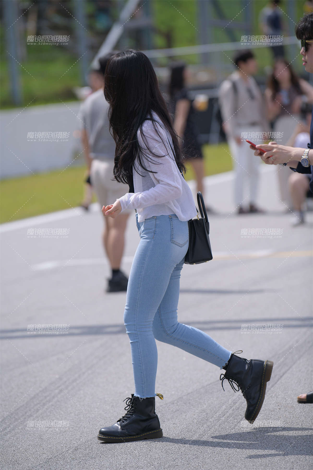 图片[2]-极品蓝色牛仔裤女友-日更街拍