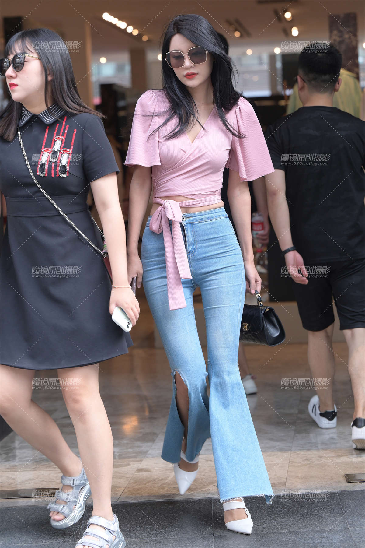 图片[2]-紧牛美女-日更街拍