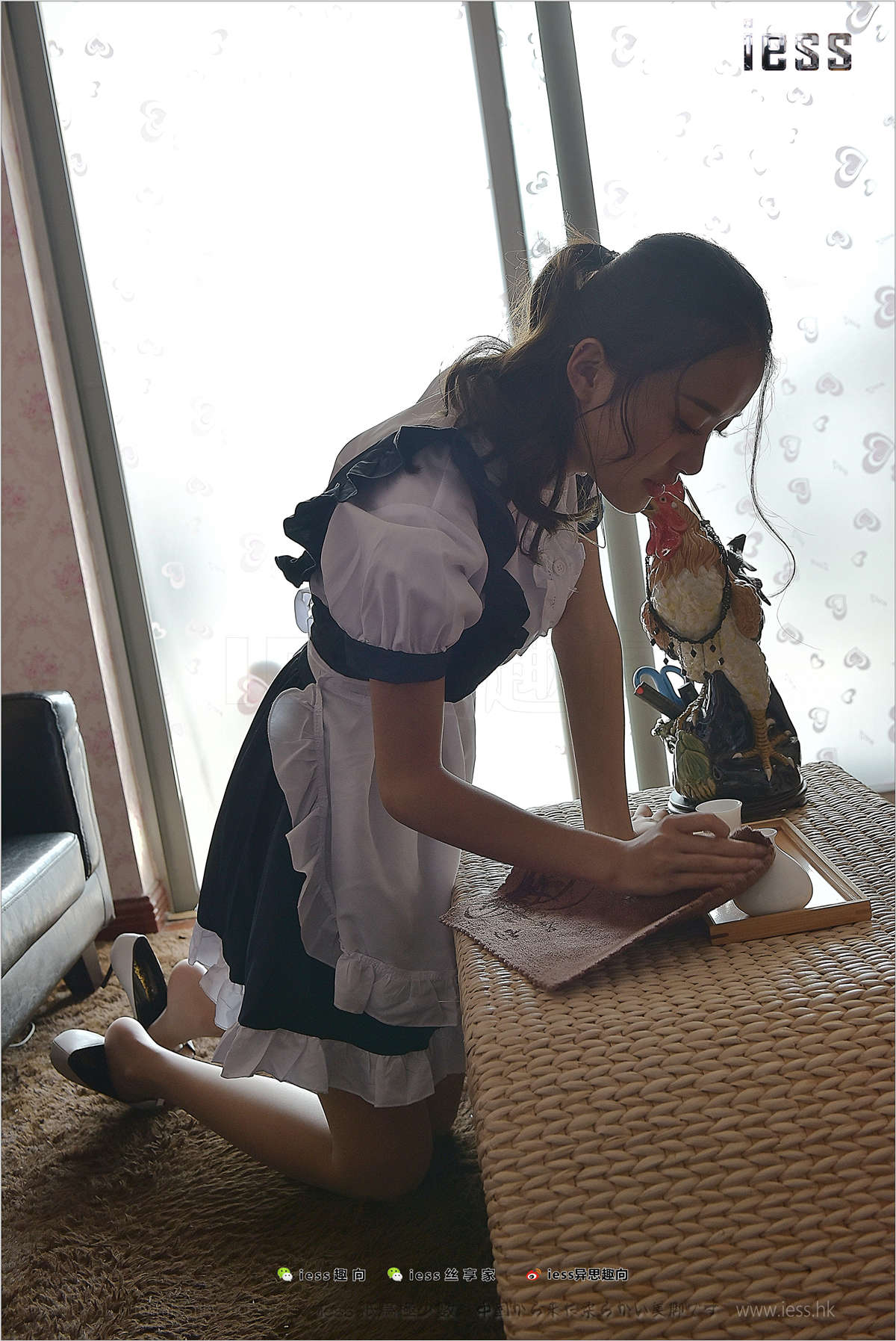 IESS异思趣向 丝足便当145期：舅舅家的女仆1 宛平-日更街拍