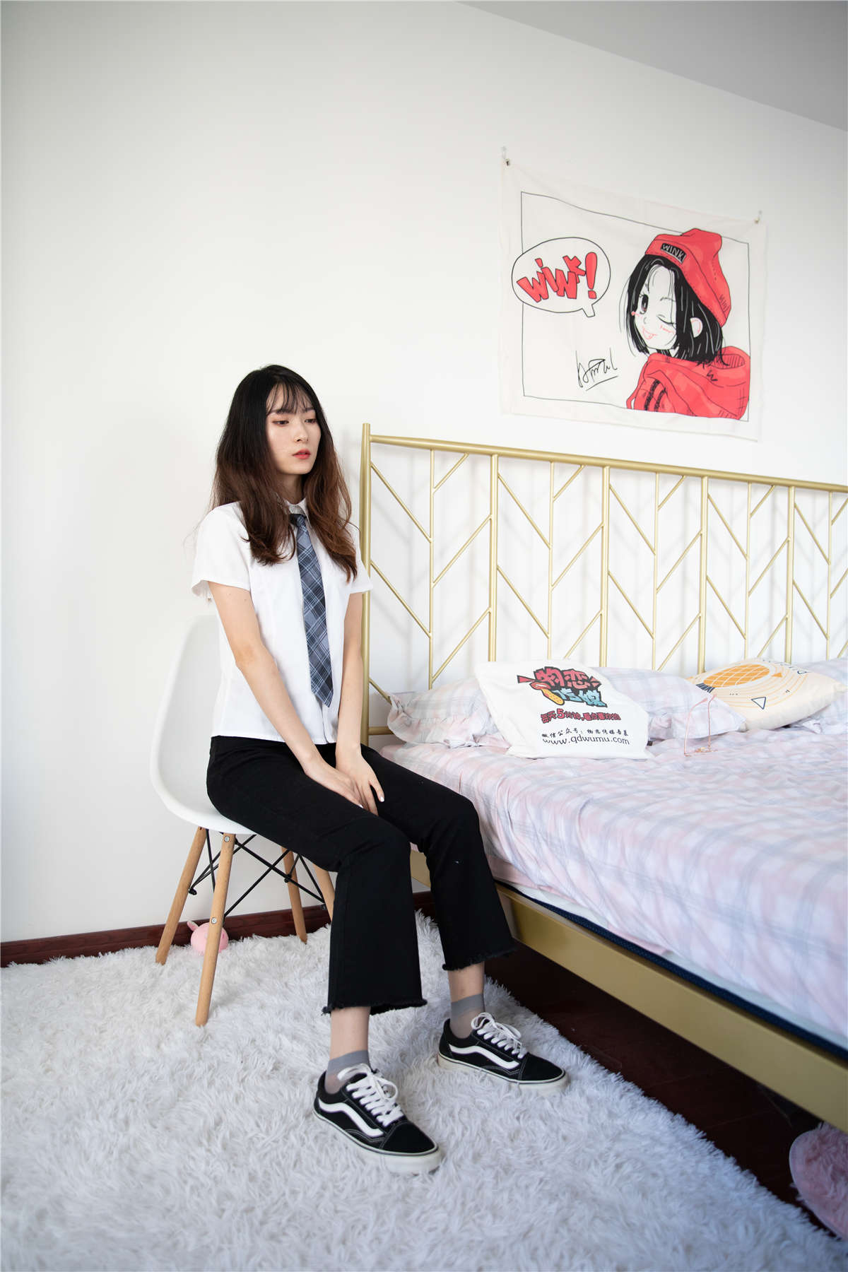 图片[2]-物恋传媒 NO.693期 猫耳-踏雪迎春-日更街拍