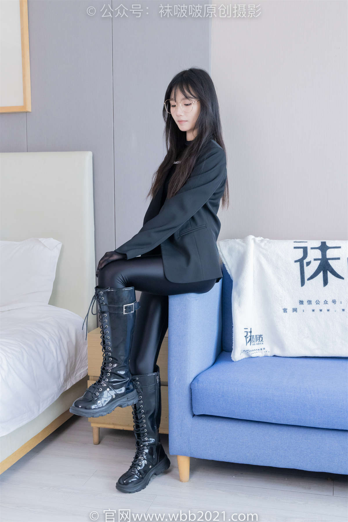 袜啵啵 No.423 甜甜圈-长靴、黑丝、连体衣裤里丝 花絮版-日更街拍