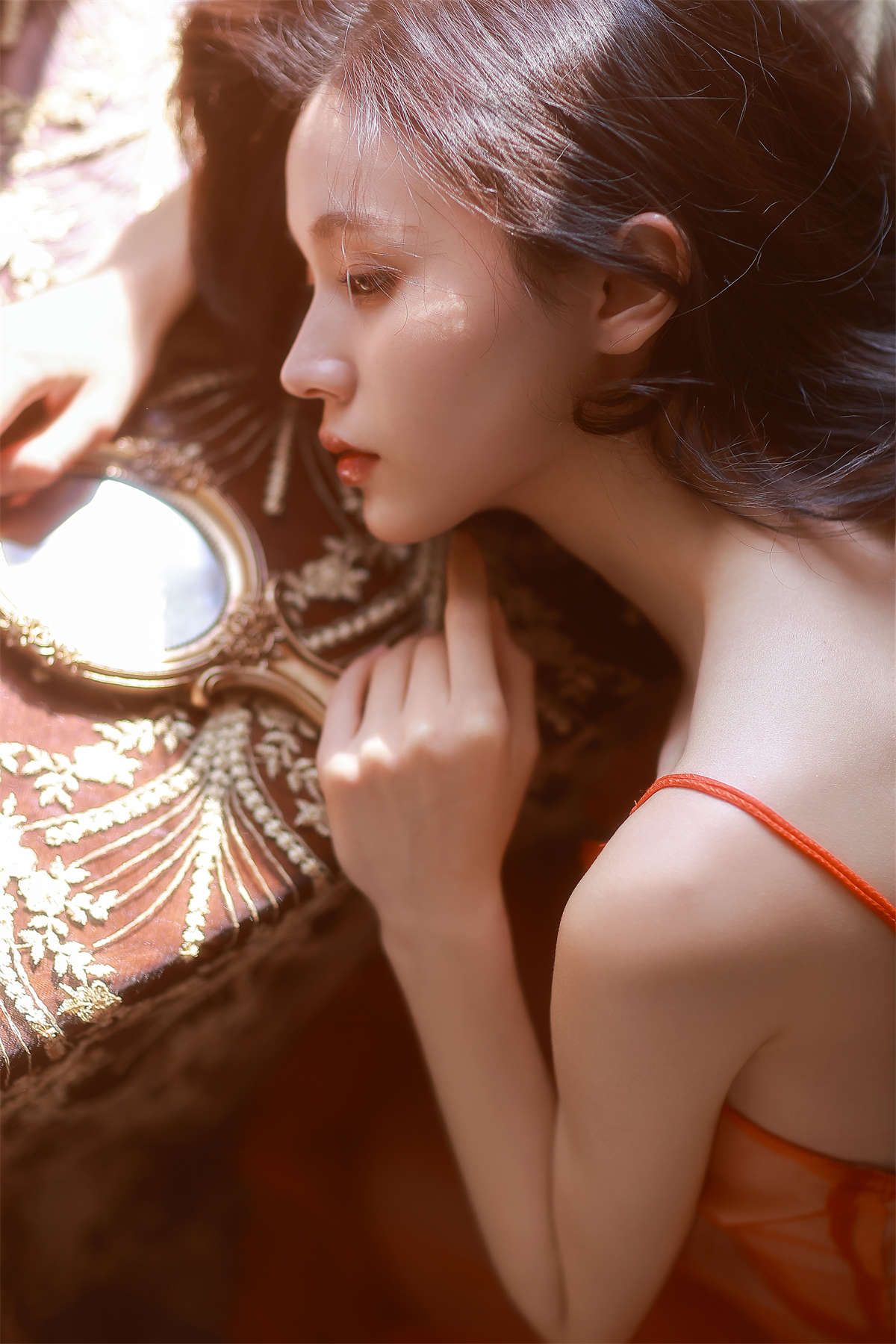 YITUYU艺图语 2024.09.09 午后窗边 彭小鸭呀插图1