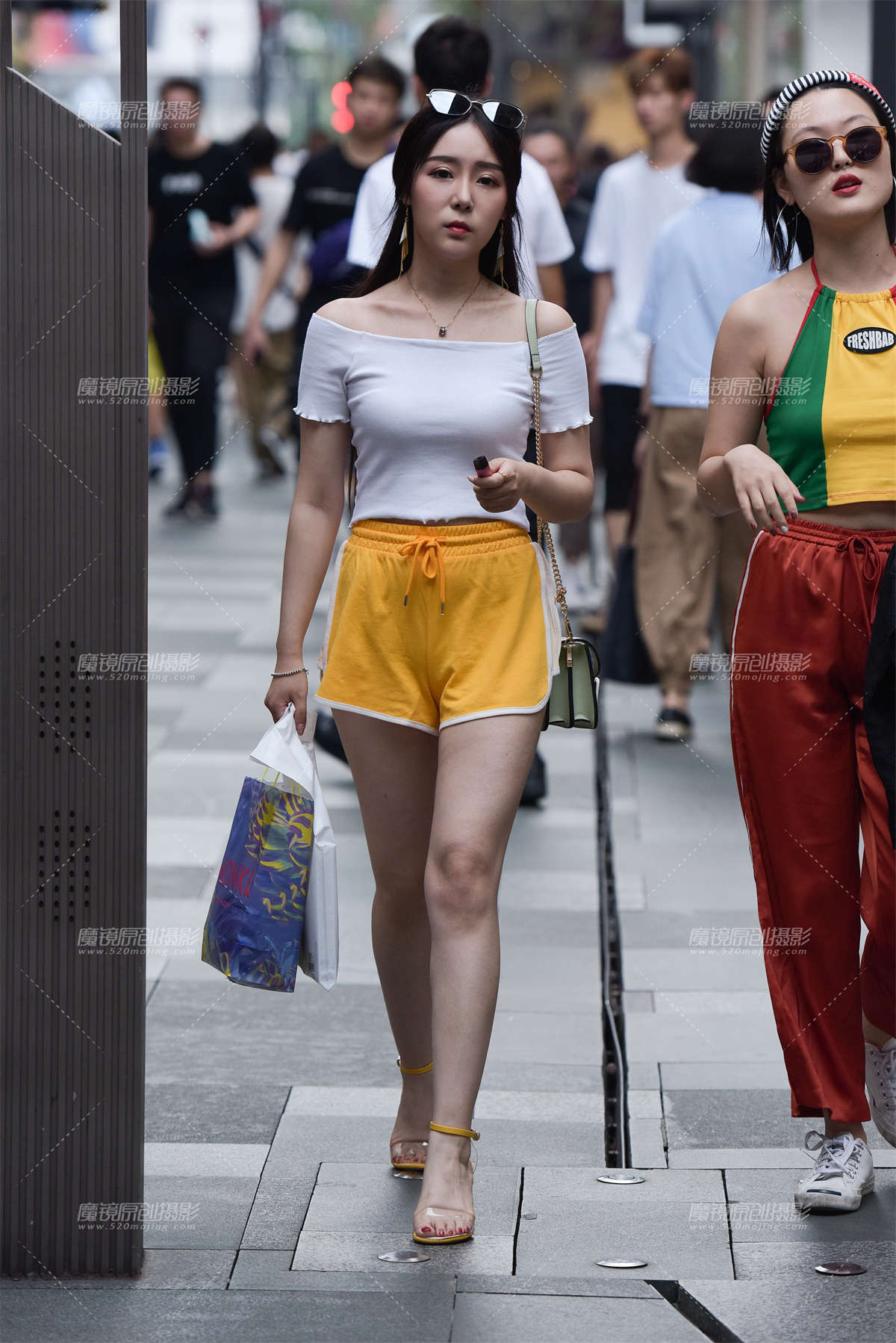 【慕容笙赛贴】墨镜美女-日更街拍