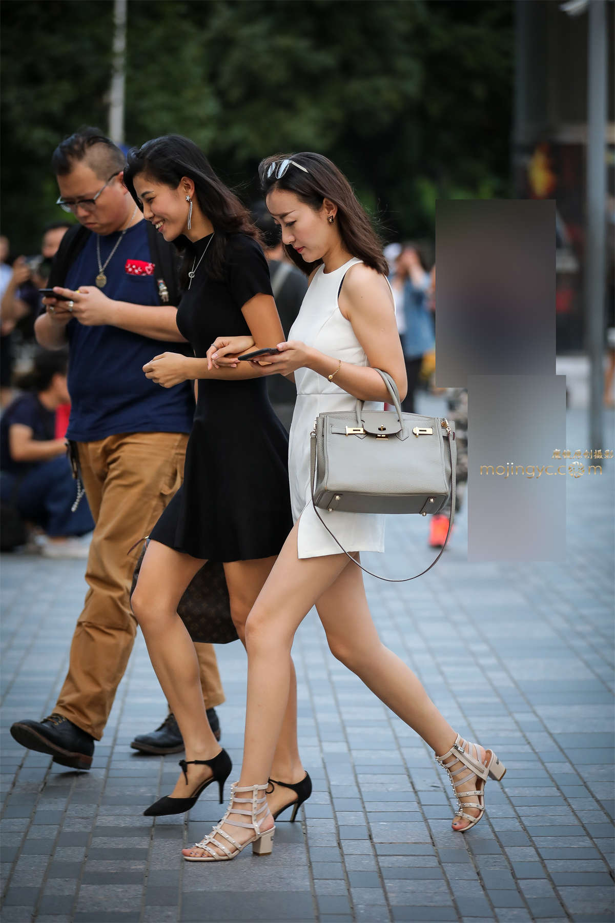 气质高跟少妇-日更街拍