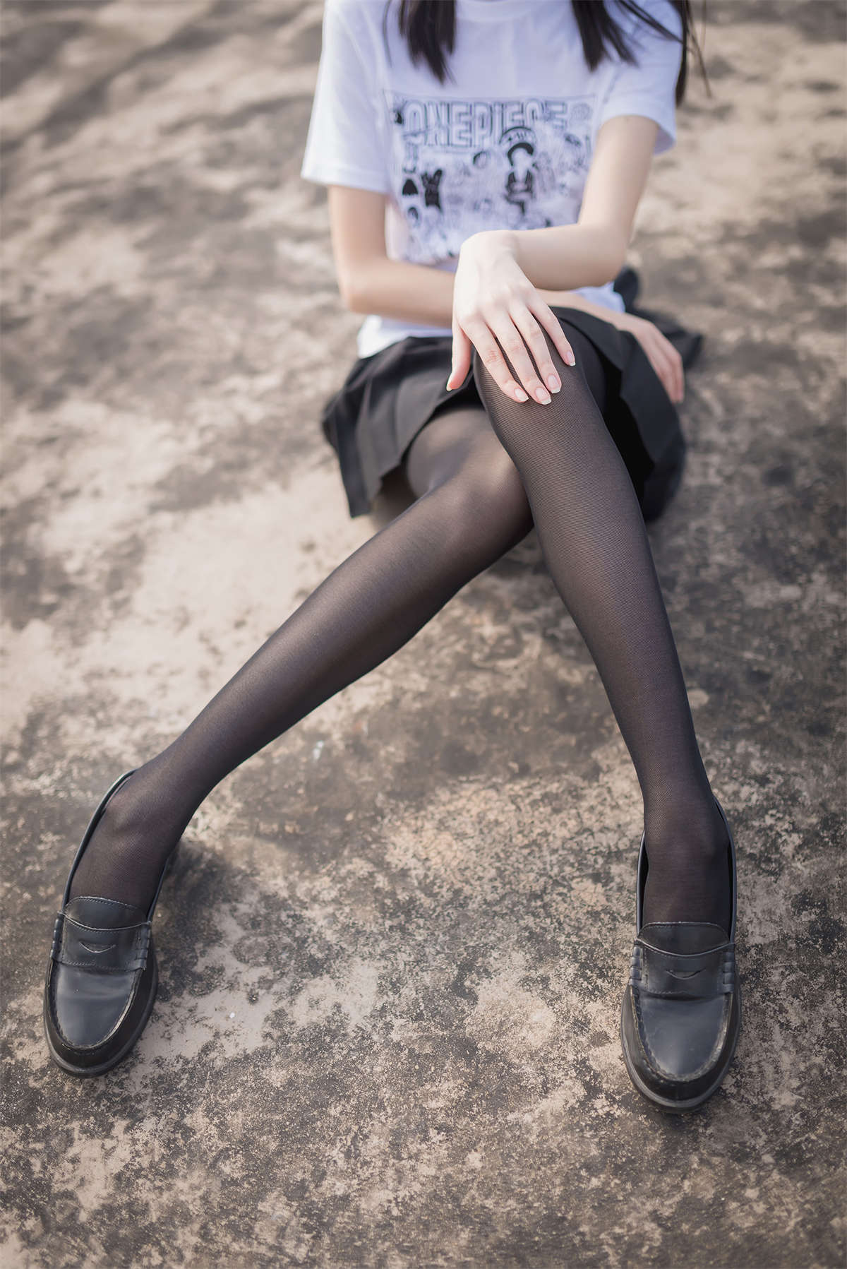 图片[2]-风之领域 NO.167 天台的黑丝-日更街拍